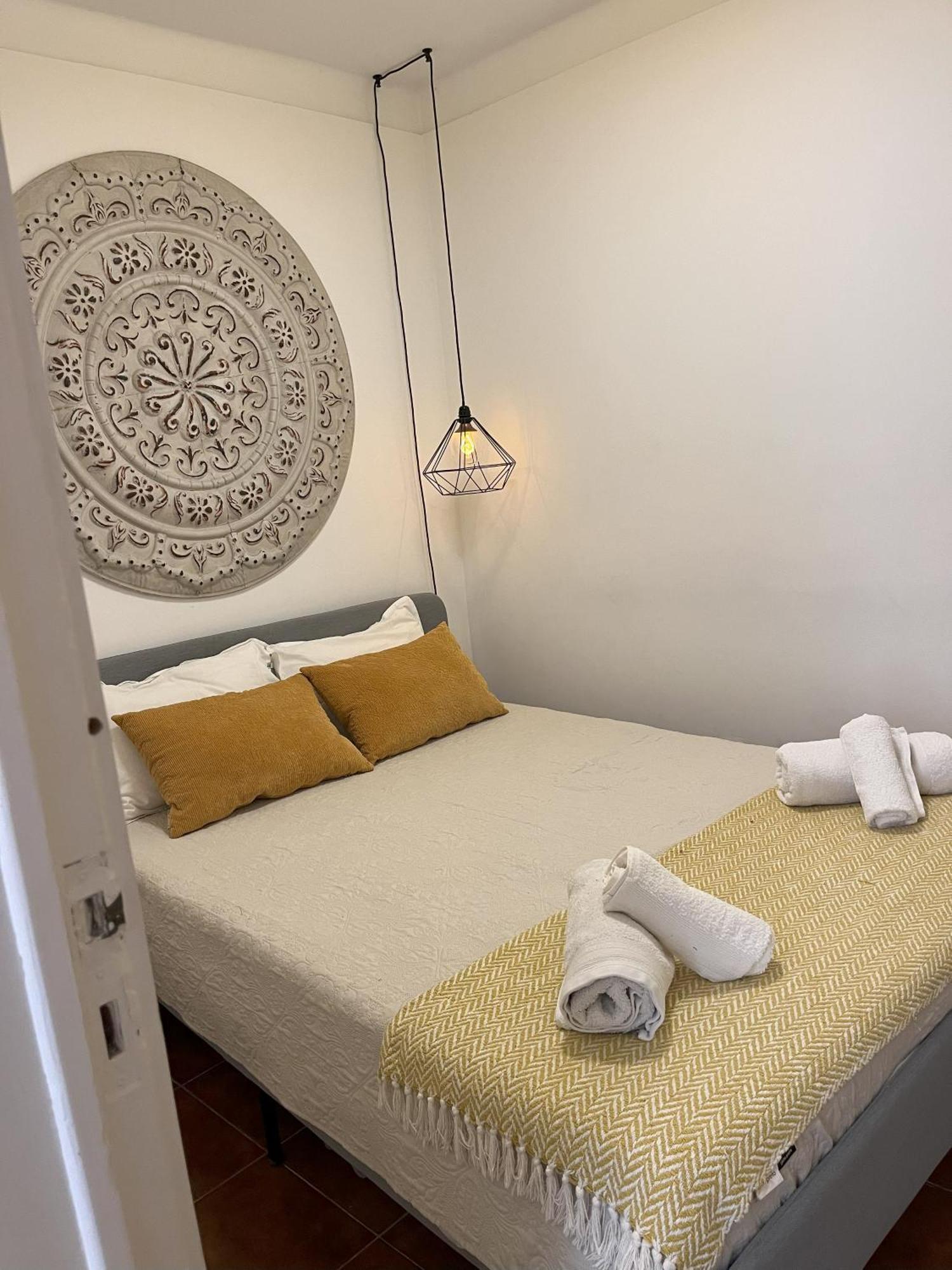 Regueira Gold Com Terraco Apartment Lissabon