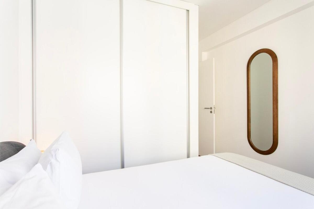 Historic Center River View Balcony Appartement *
