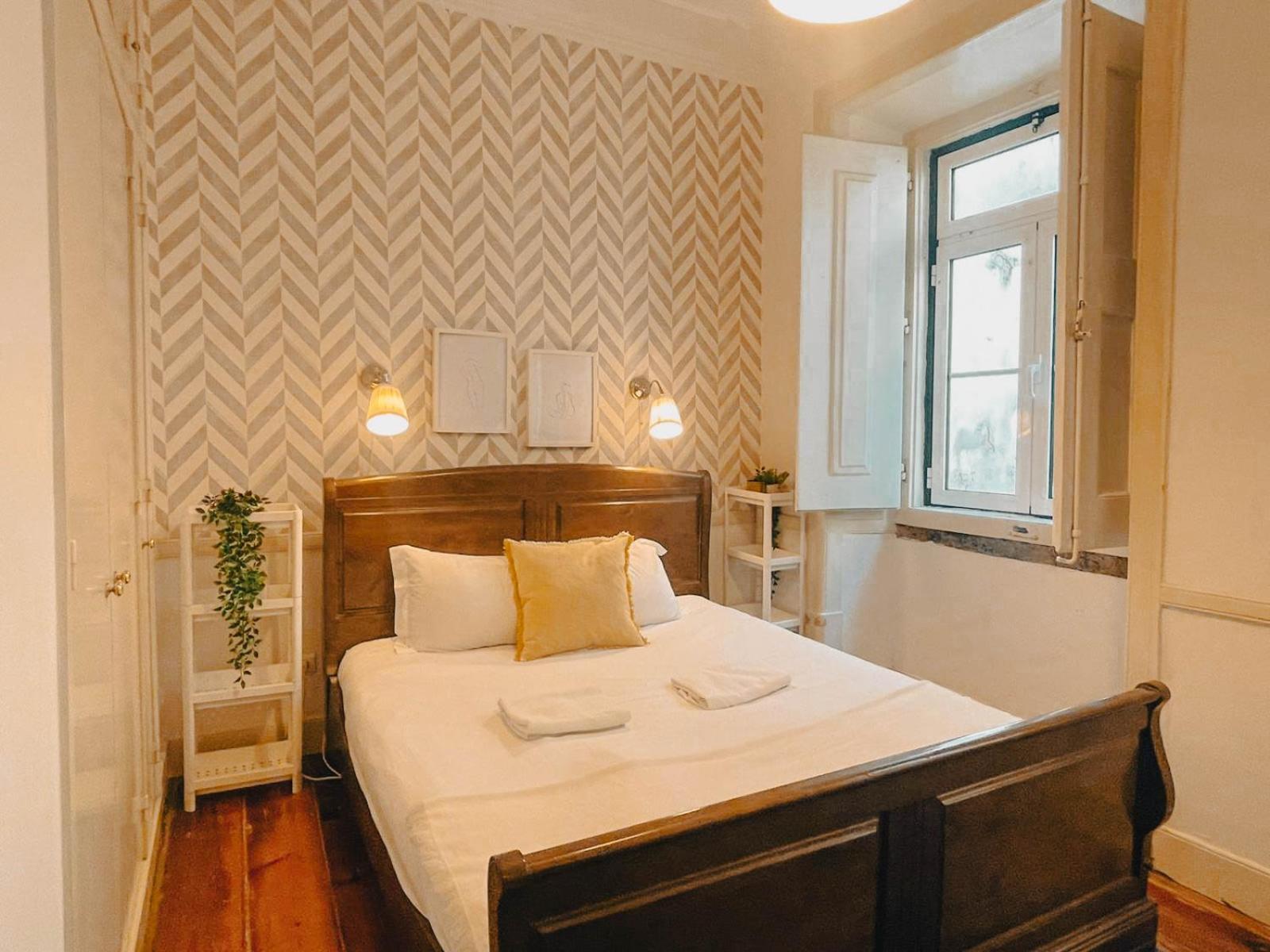 Baixa Pombalina - 4 Bedroom Apartment Lissabon