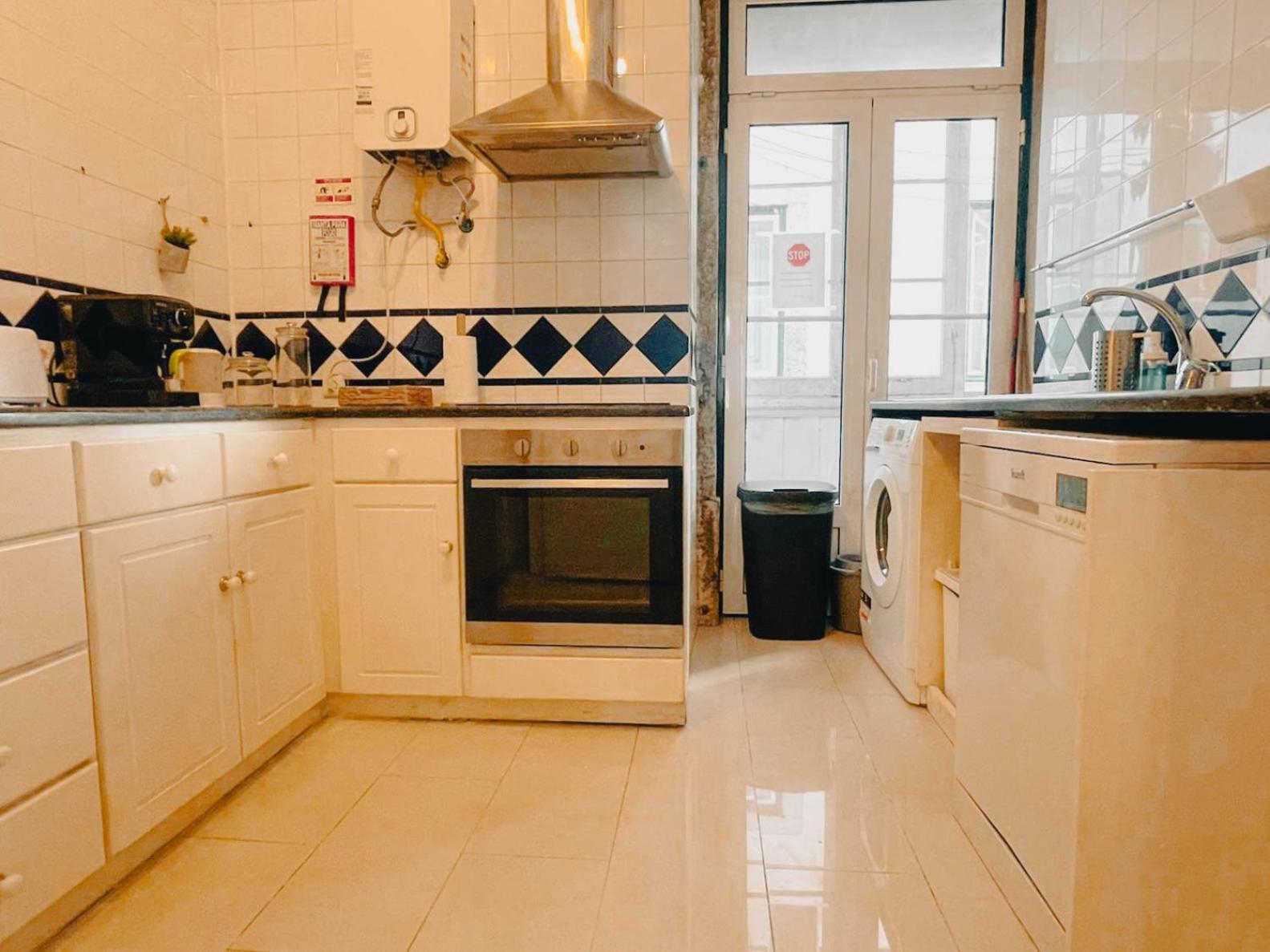 Baixa Pombalina - 4 Bedroom Lissabon