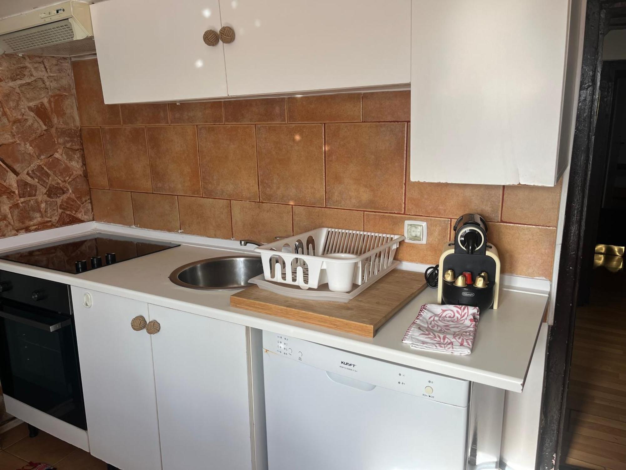 Appartement With Balcony Near Rossio *