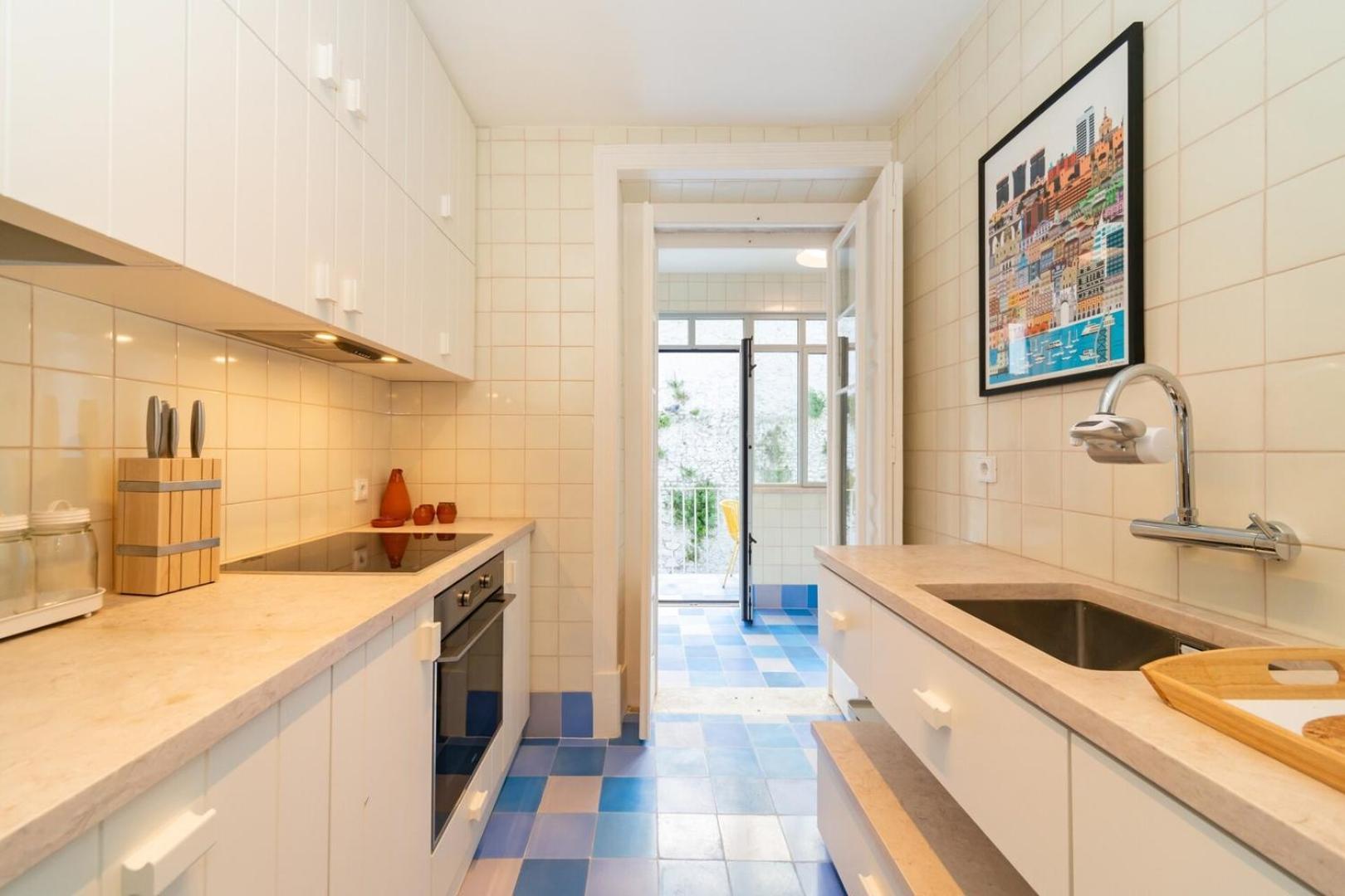 Appartement Pretty Penthouse On A Quiet St Close To Everything Lisboa