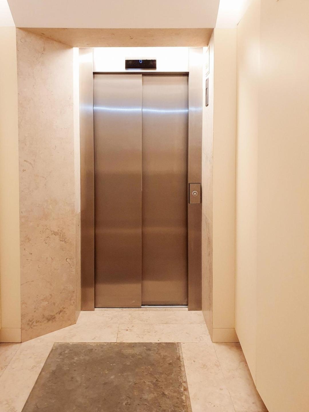 Stylish Modern In The Heart Of Cais Do Sodre *