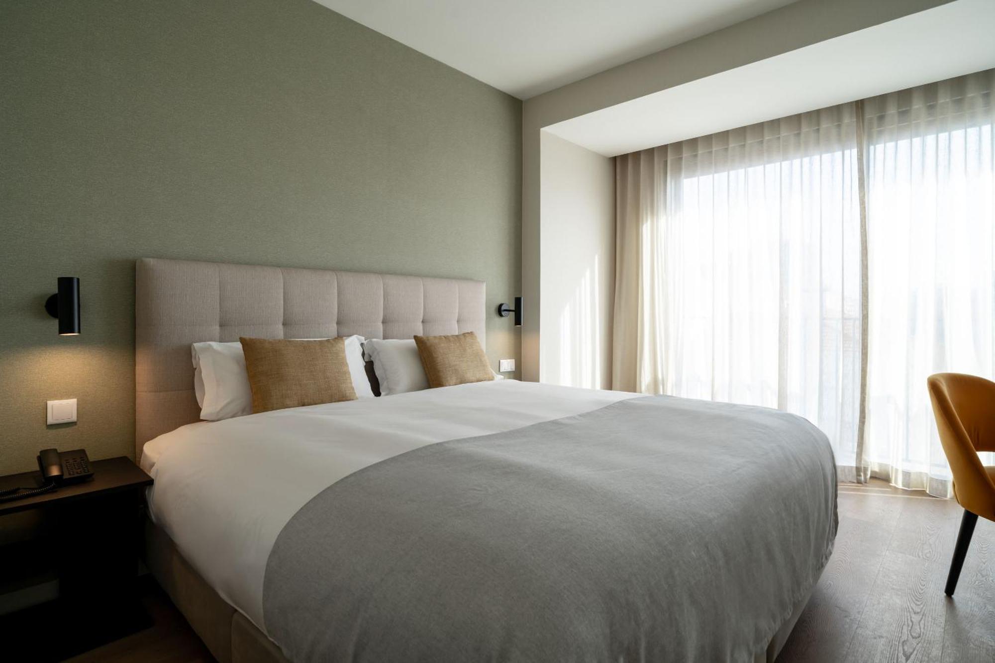 Appartement Limehome Defensores De Chaves *