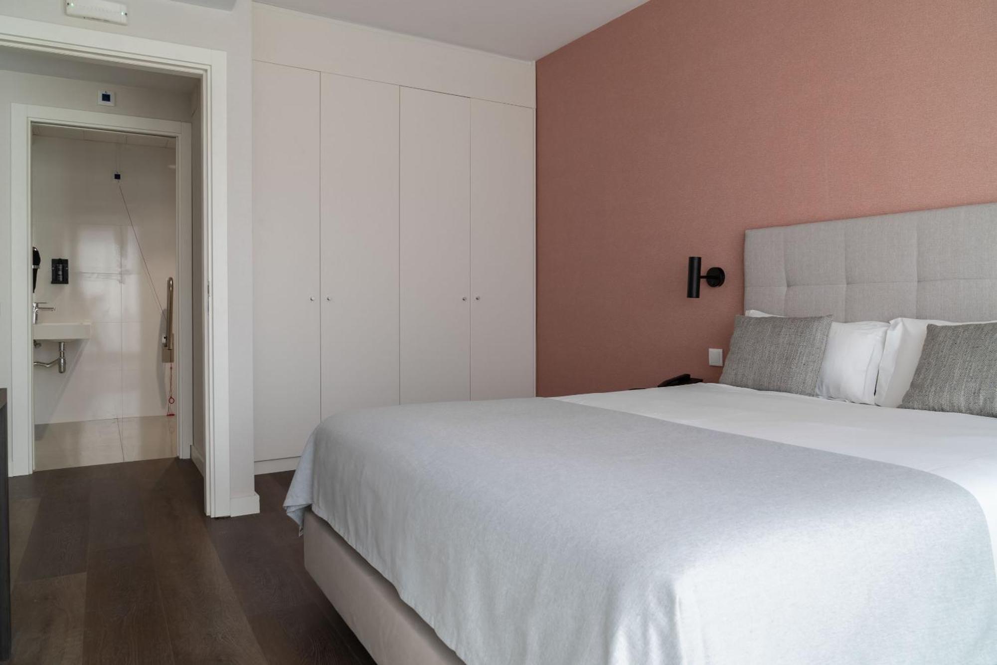 Appartement Limehome Defensores De Chaves *