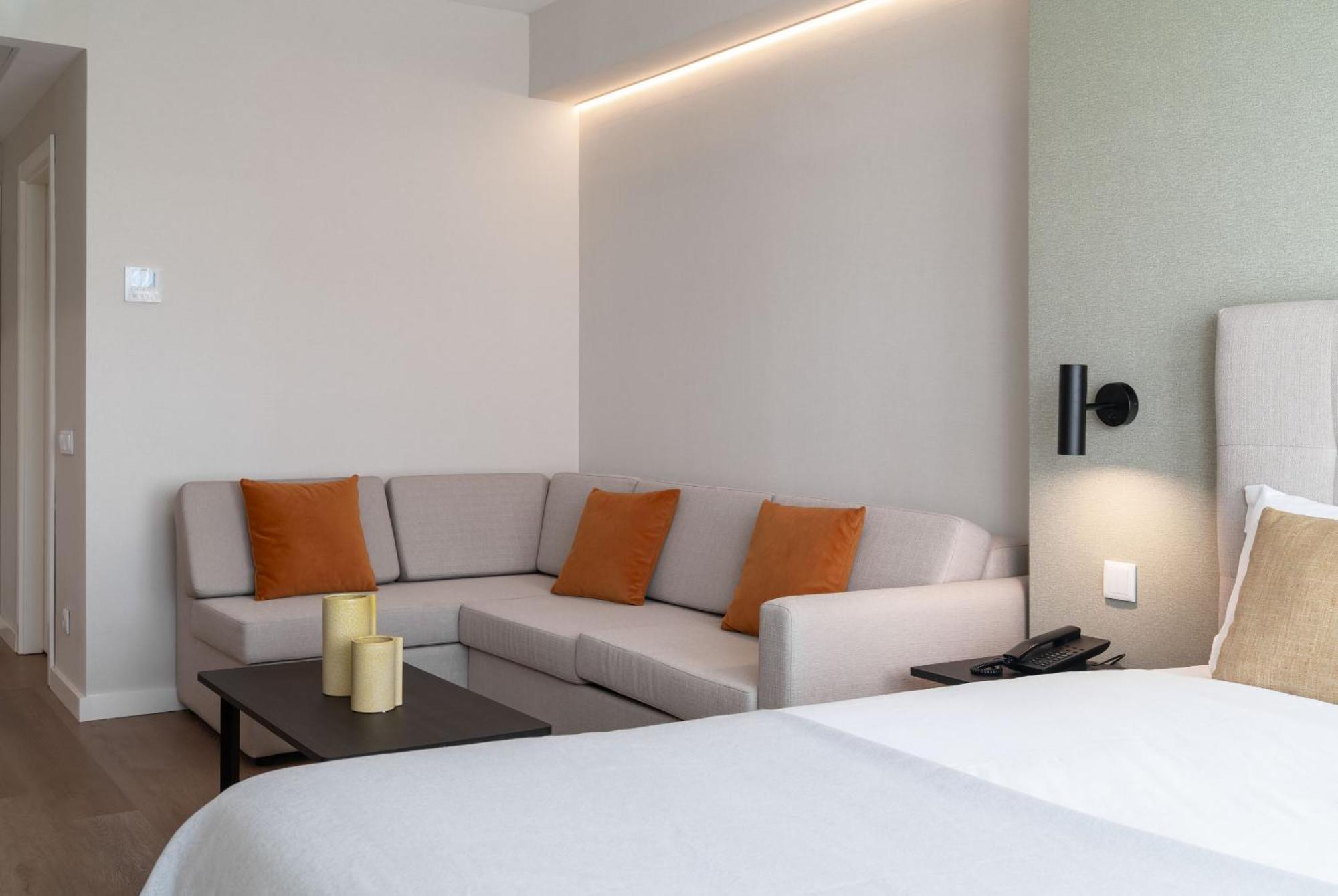 Appartement Limehome Defensores De Chaves