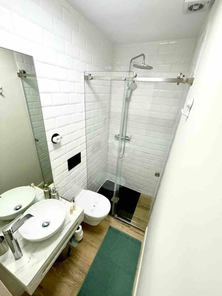 Chiado Brand New Amazing In *