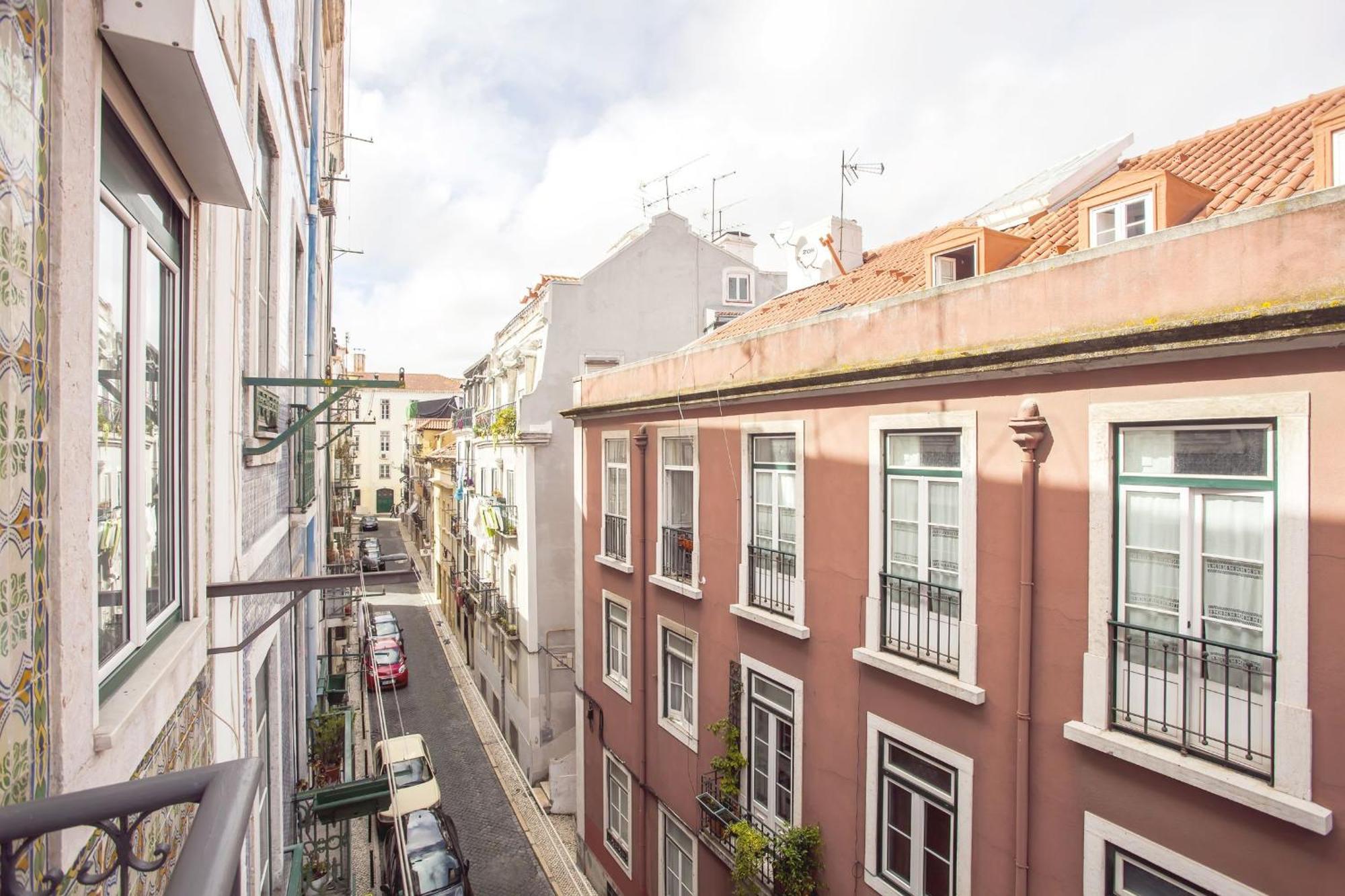 Apartment Carmo In Chiado