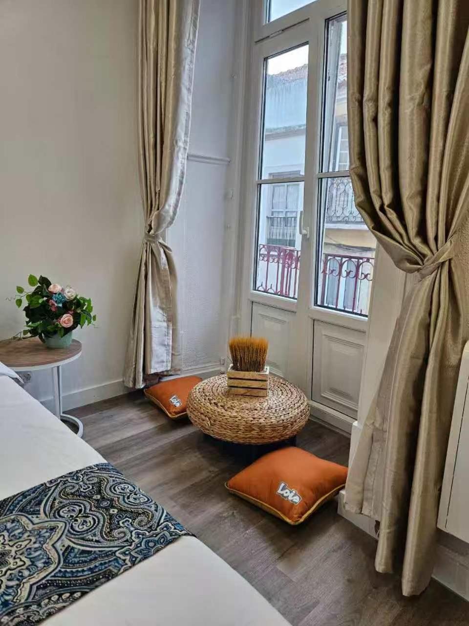 Casalondres Emtr77 Guest house