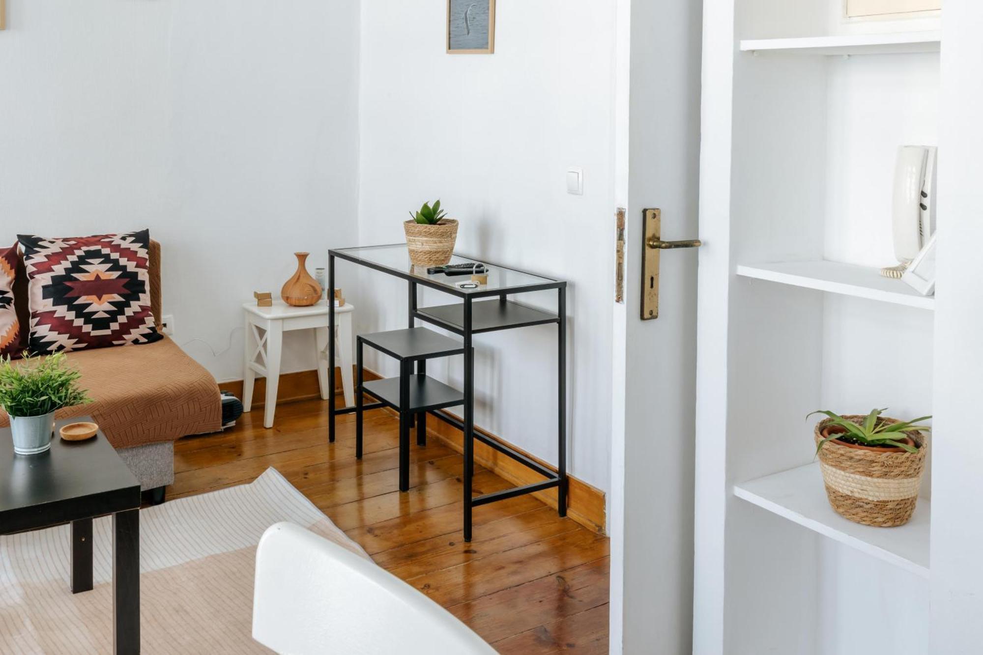 Lima's Arroios By Mycelia Lissabon