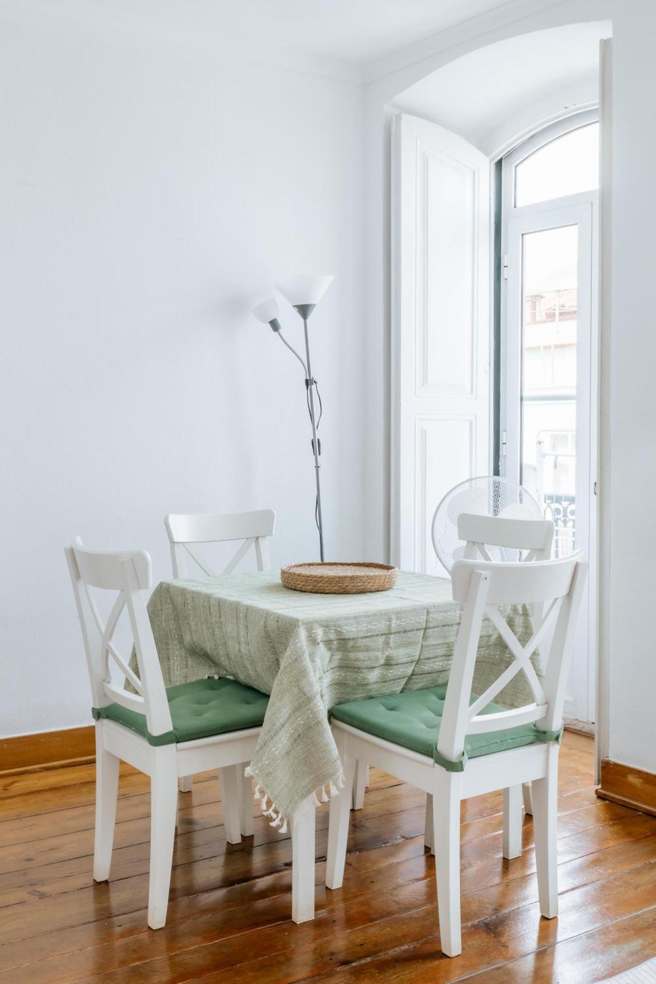 Apartment Lima's Arroios By Mycelia