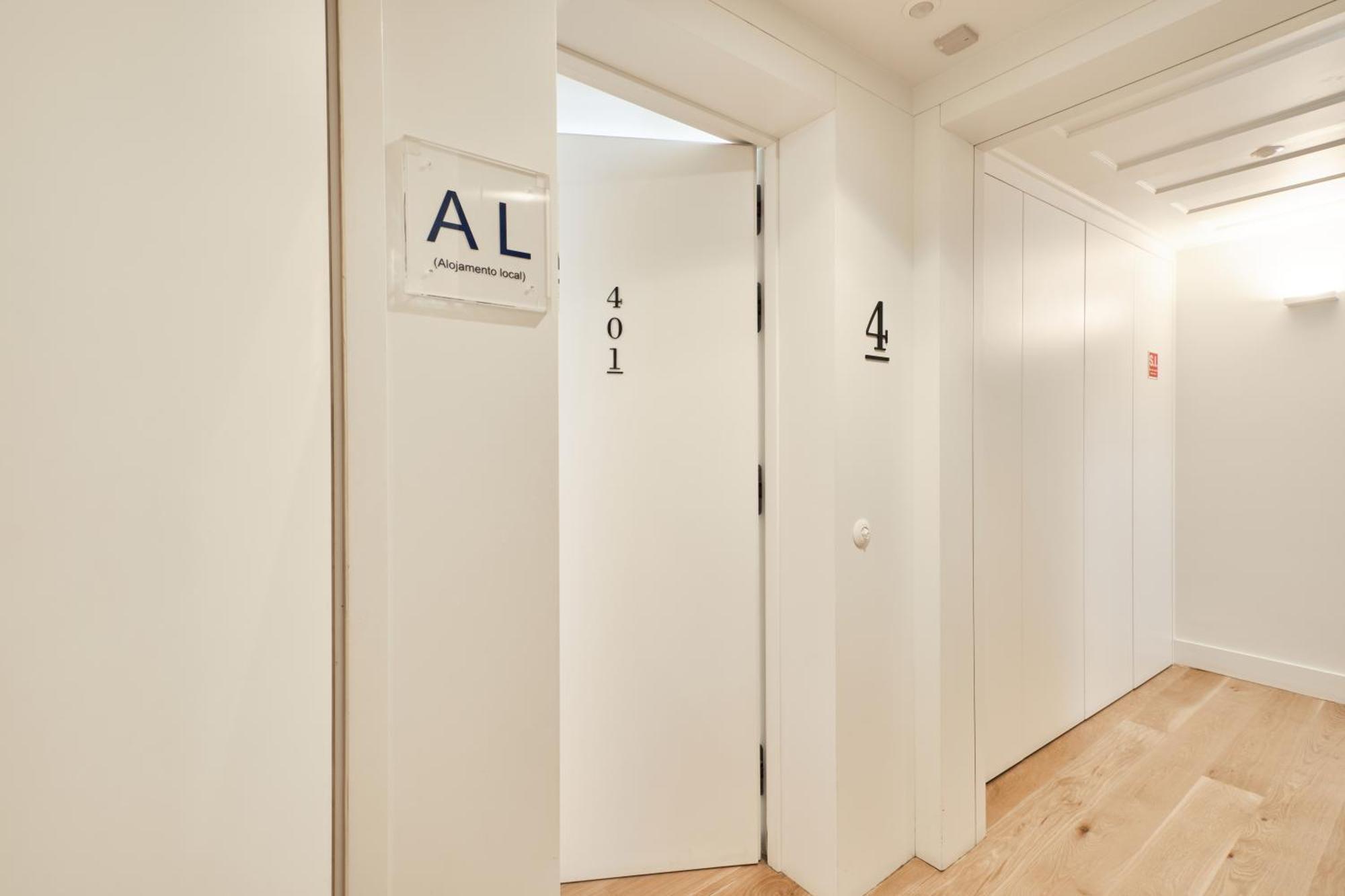 Ando Living - Santa Justa 79 House * Lissabon