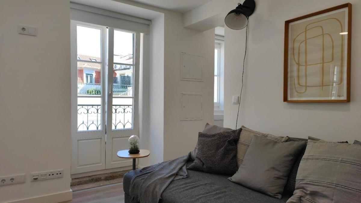 Chiado Modern Attic Duplex 2-bedroom Appartement *
