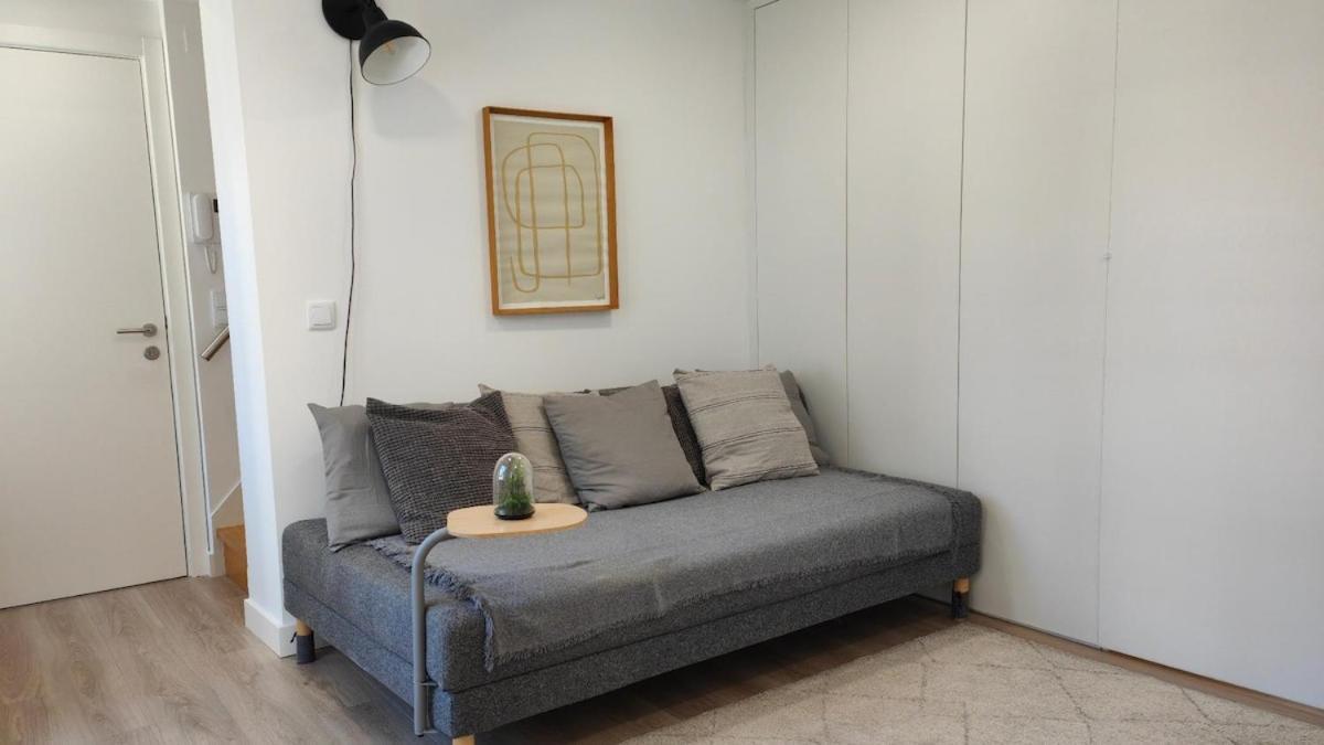 Chiado Modern Attic Duplex 2-bedroom * Lisboa