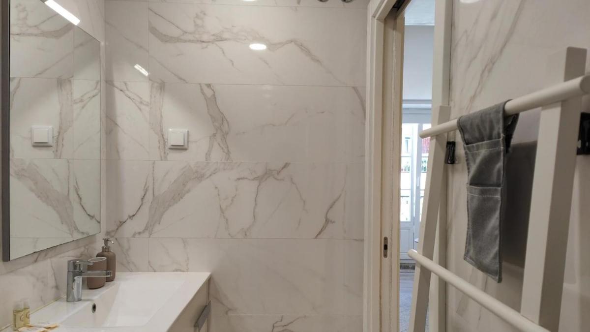 Chiado Modern Attic Duplex 2-bedroom Appartement *