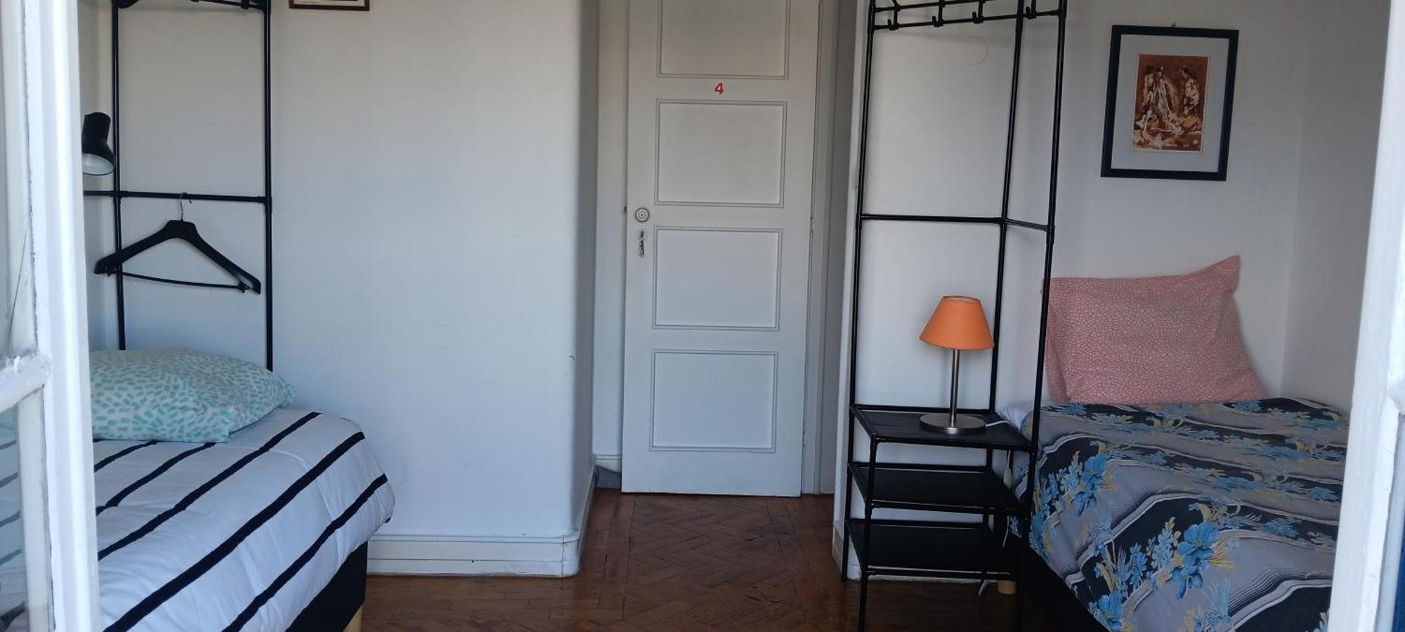 4 * Lisboa