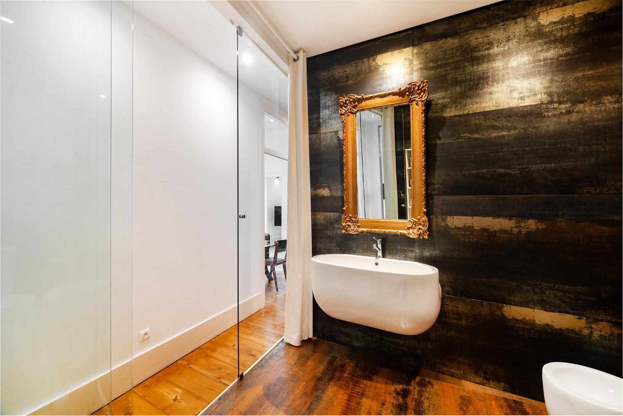Apartamento Whome Elegant In Lisbon's Historic Bairro Alto *
