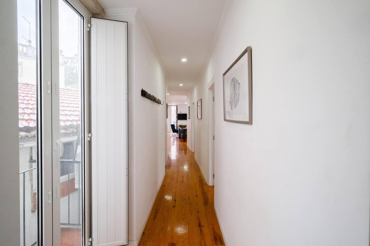 Spacious Penthouse Duplex W Castle Views Appartement *