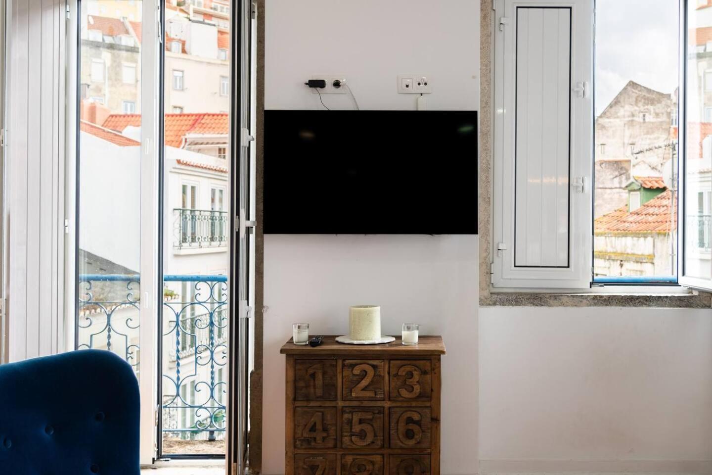 Spacious Penthouse Duplex W Castle Views * Lisboa