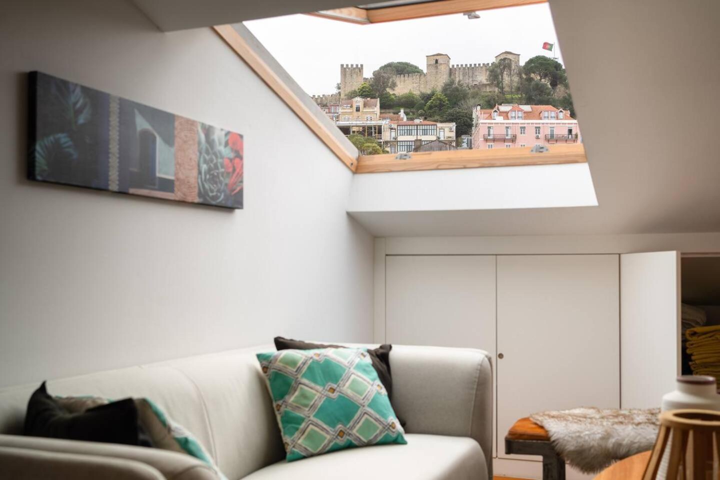 Spacious Penthouse Duplex W Castle Views Appartement Lisboa