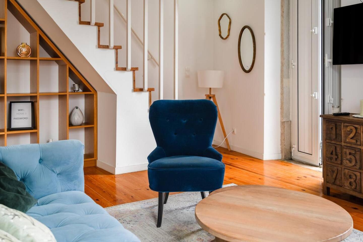 Spacious Penthouse Duplex W Castle Views Appartement