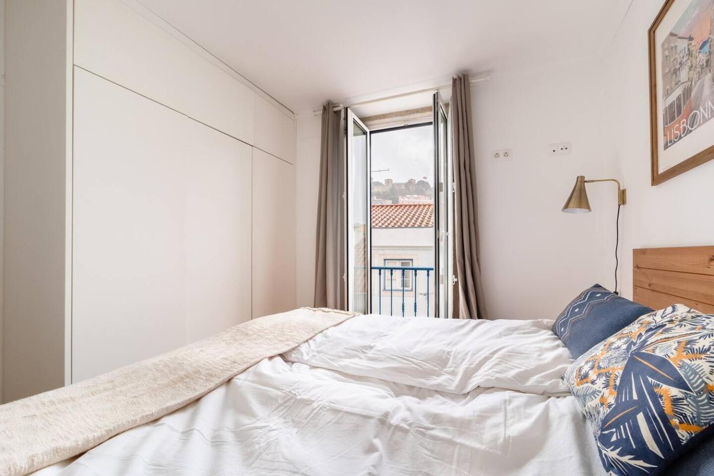 Spacious Penthouse Duplex W Castle Views Appartement Lisboa