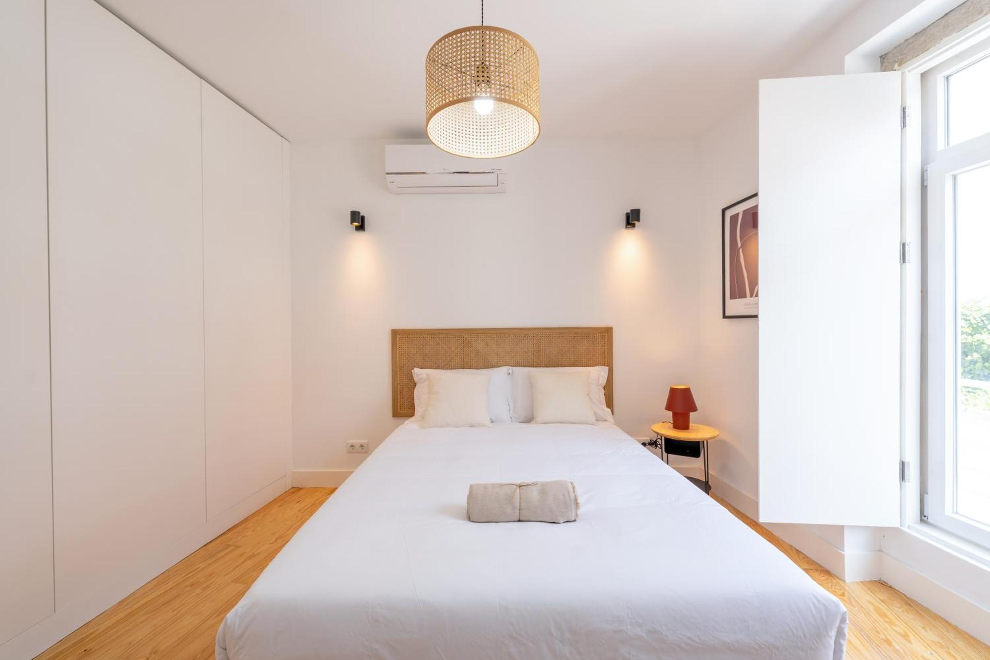 Sunny By Soulplaces Appartement