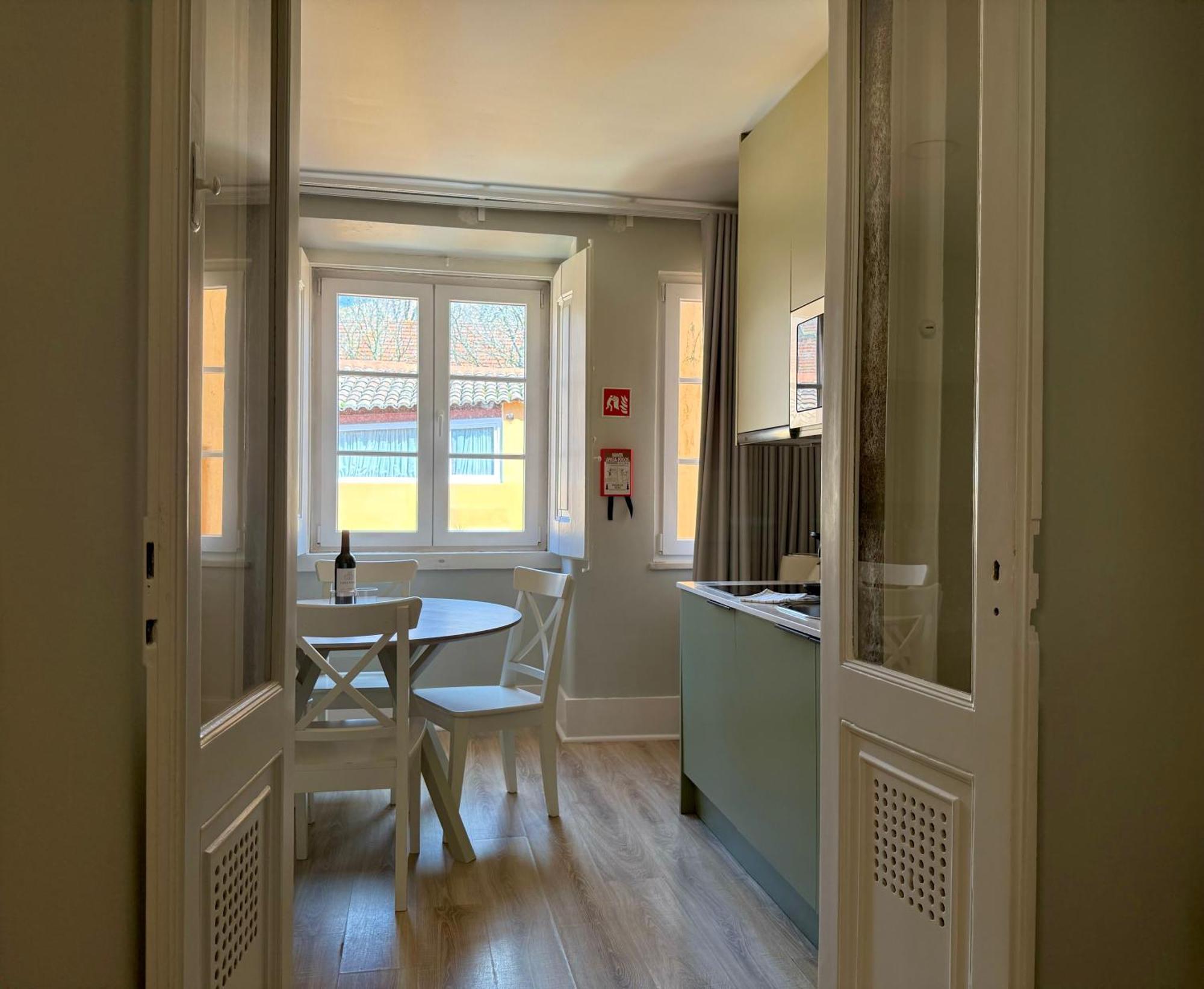Metropolitan Living - Janelas Verdes