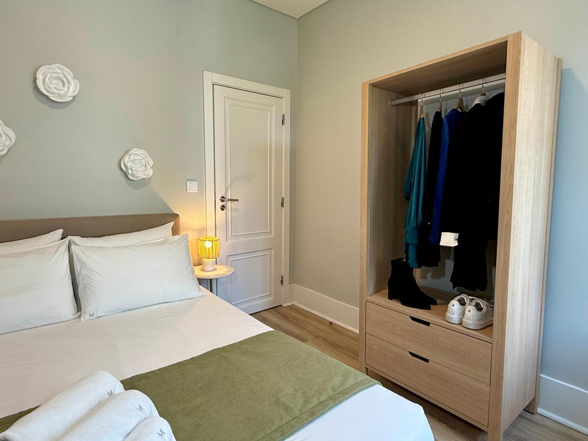 Metropolitan Living - Janelas Verdes Apartamento