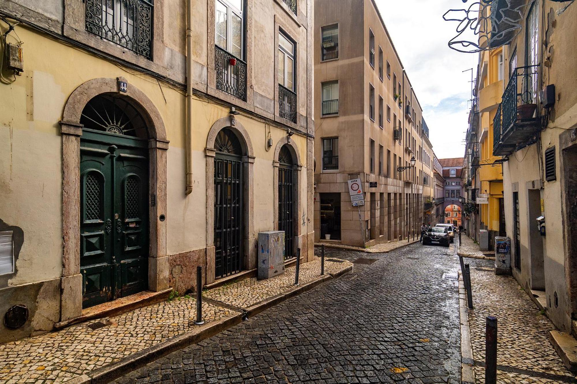 Whome Elegant In Lisbon's Historic Bairro Alto *