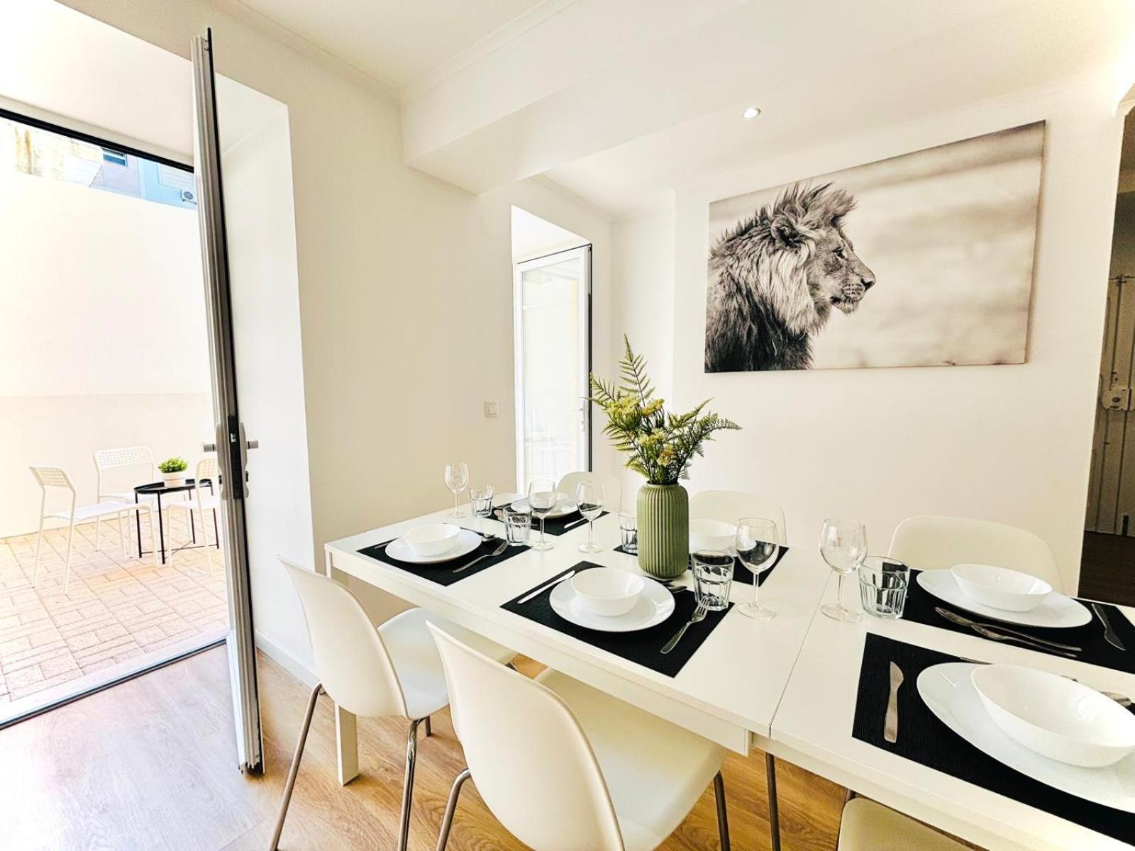 Appartement Luxury Flat, Perfect And Ideal For Tourists *