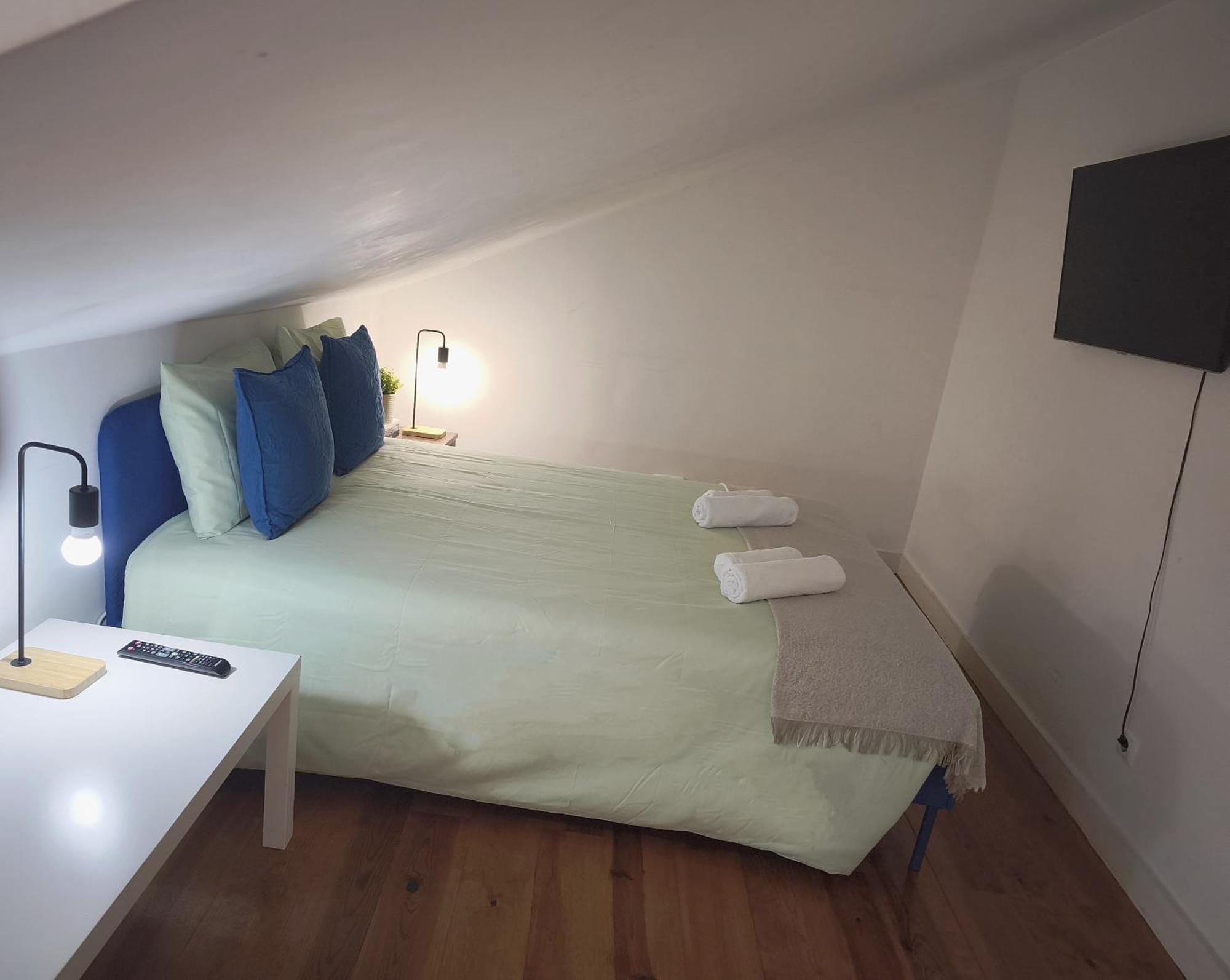 In Lisbon's Bairro Alto In Shared Homestay