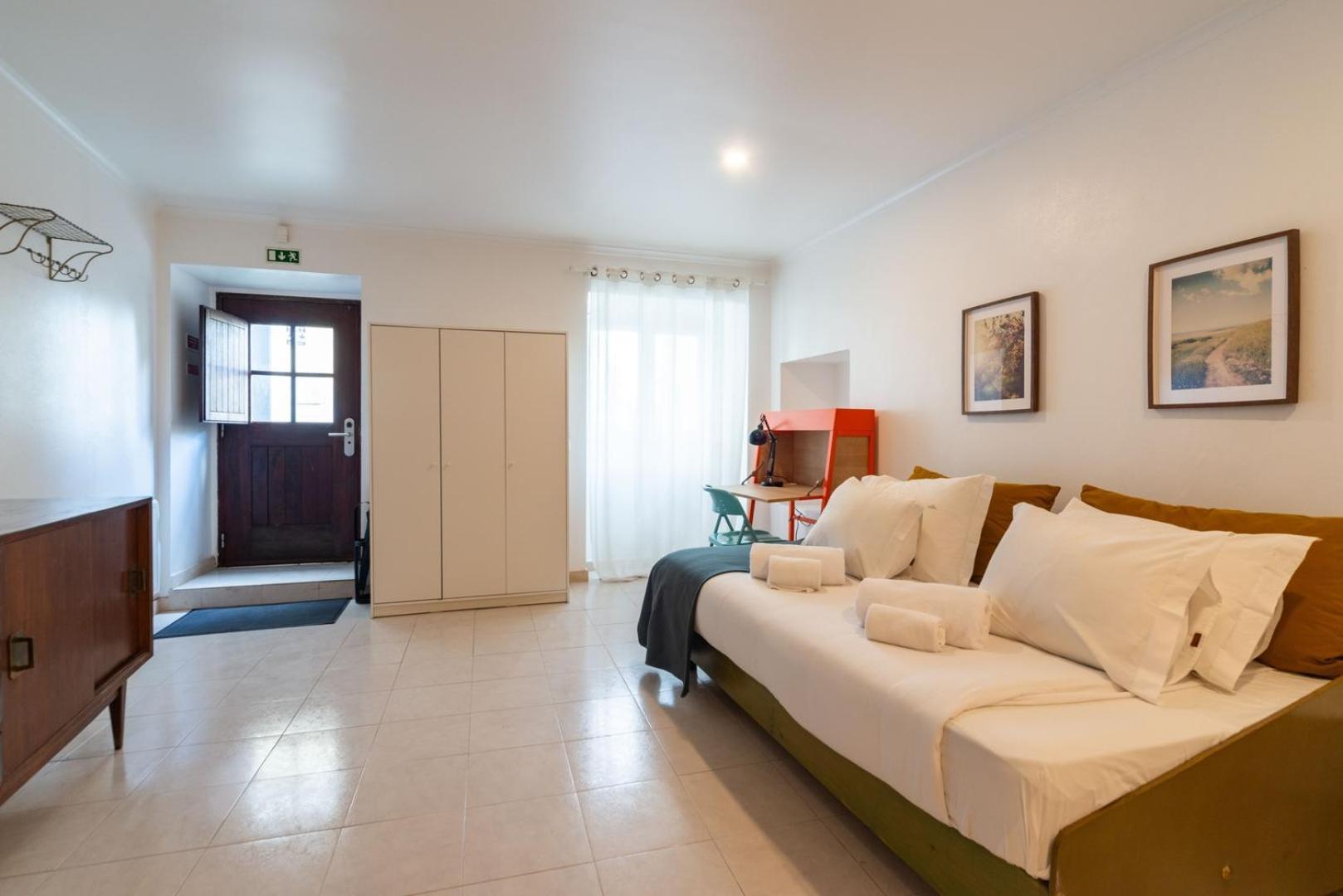 For 2 Just 250m From Largo Intendente * Lisbon