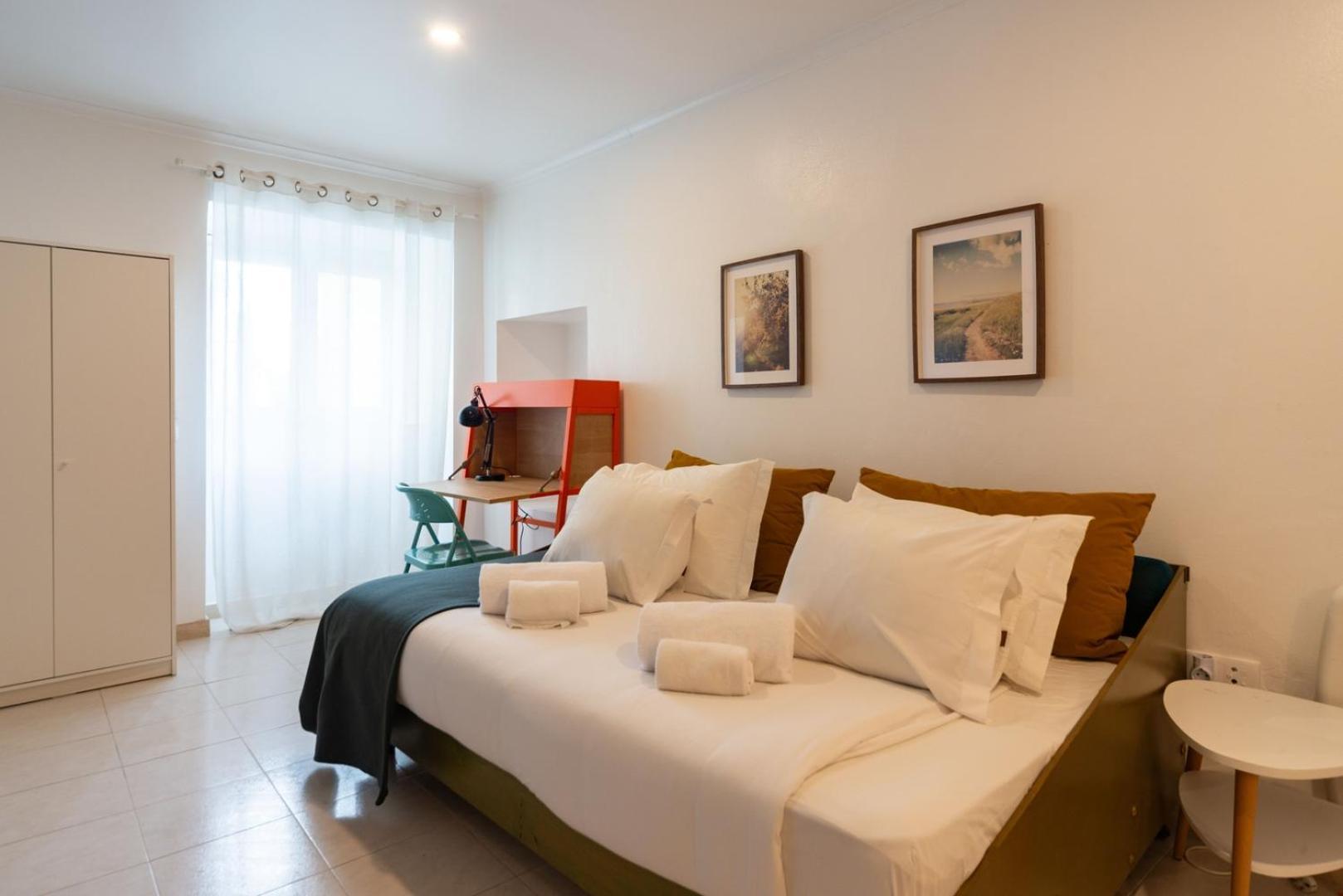 For 2 Just 250m From Largo Intendente * Lisbon
