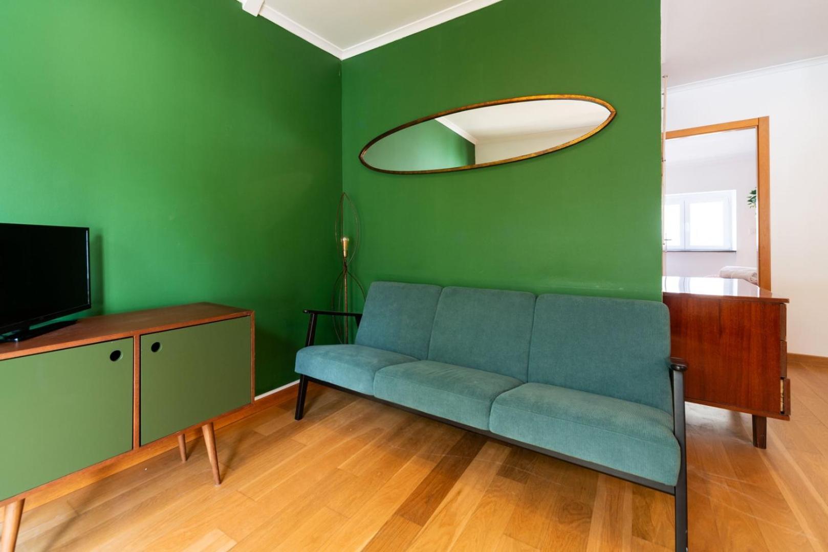 Appartement Gorgeous Rooftop 2-bed 250m To Intendente Sq Lisboa