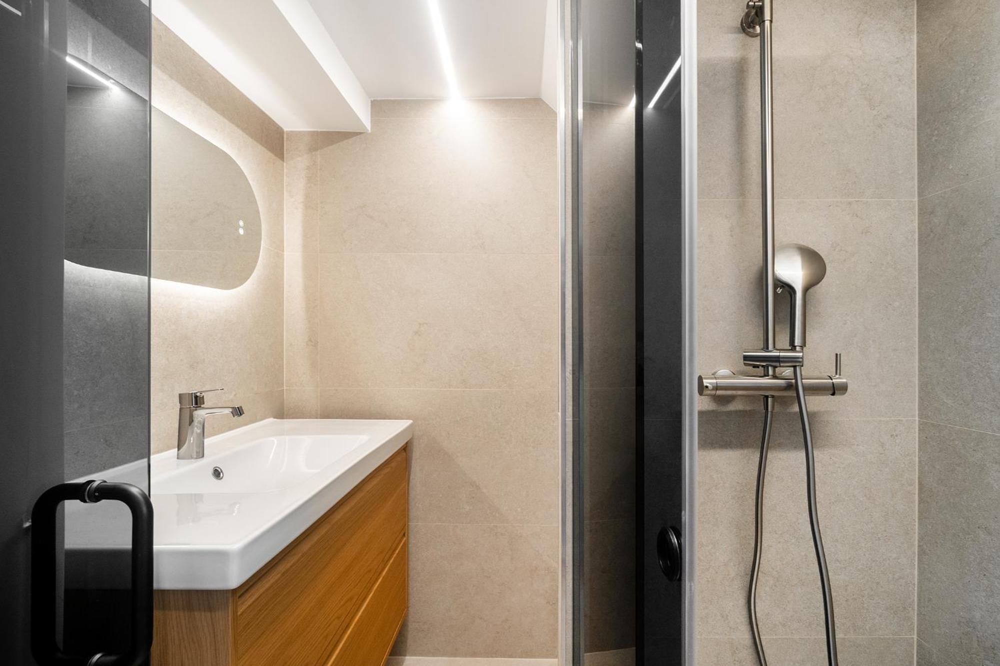Appartement Whome Prime Location - Your Getaway