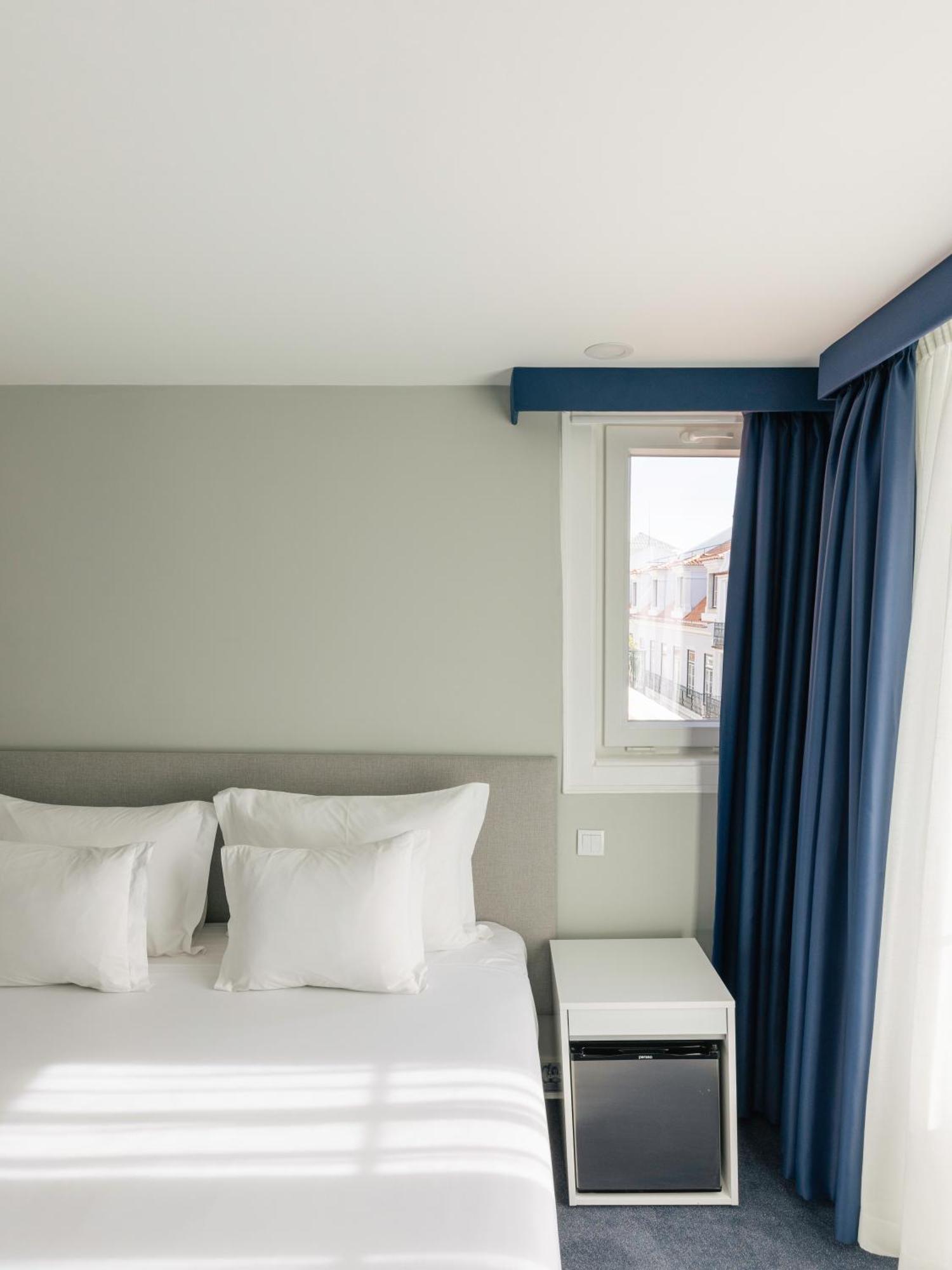 Esqina Urban Guest house 4*