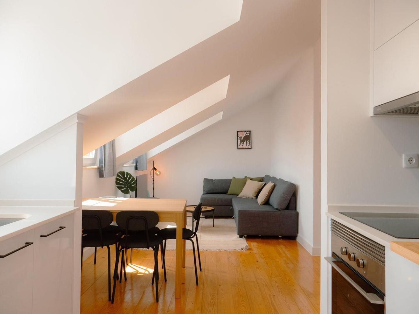 Appartement Stylish 2br Castle View - | By Airnest