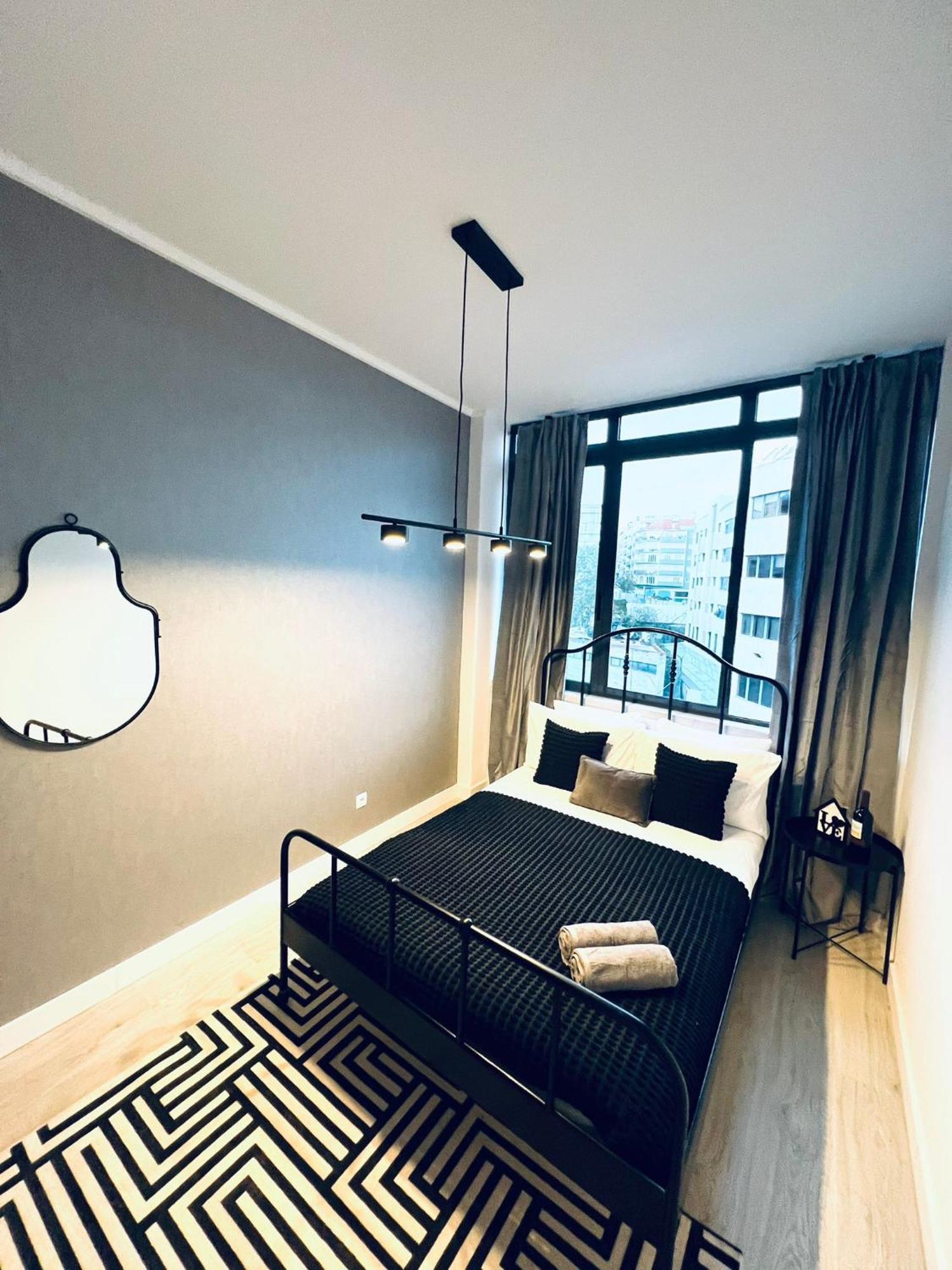 Luxury Rooms, Ideal For Tourists *