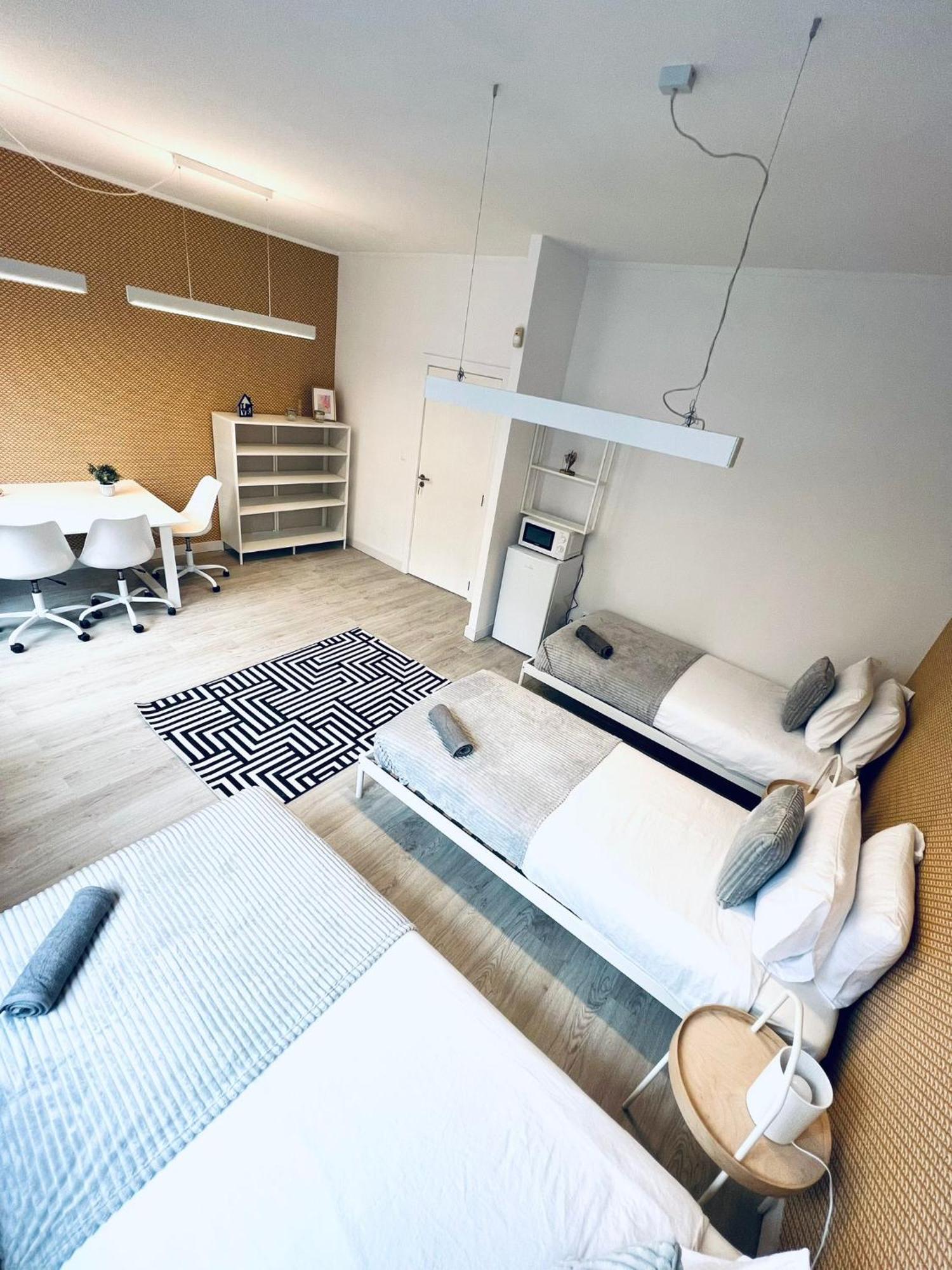 Auberge de jeunesse Luxury Rooms, Ideal For Tourists *