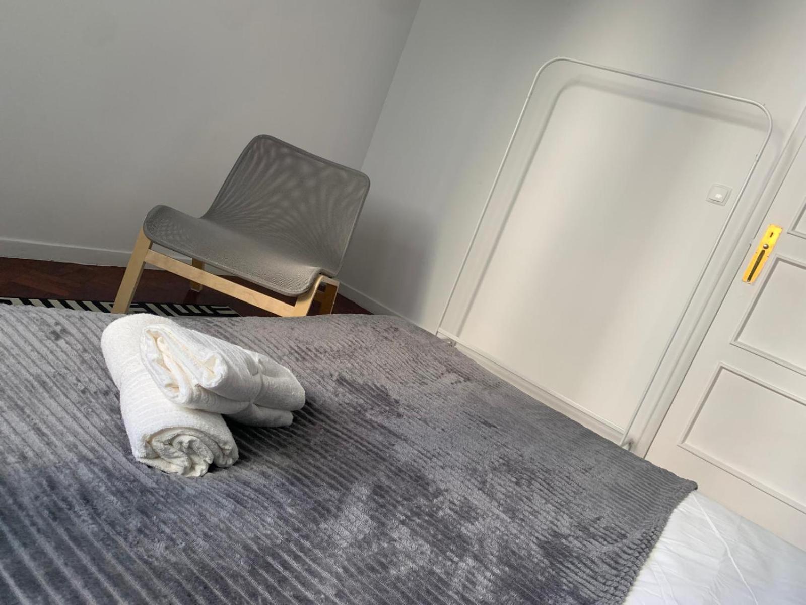 Rooms, Location For Tourists * Lisboa