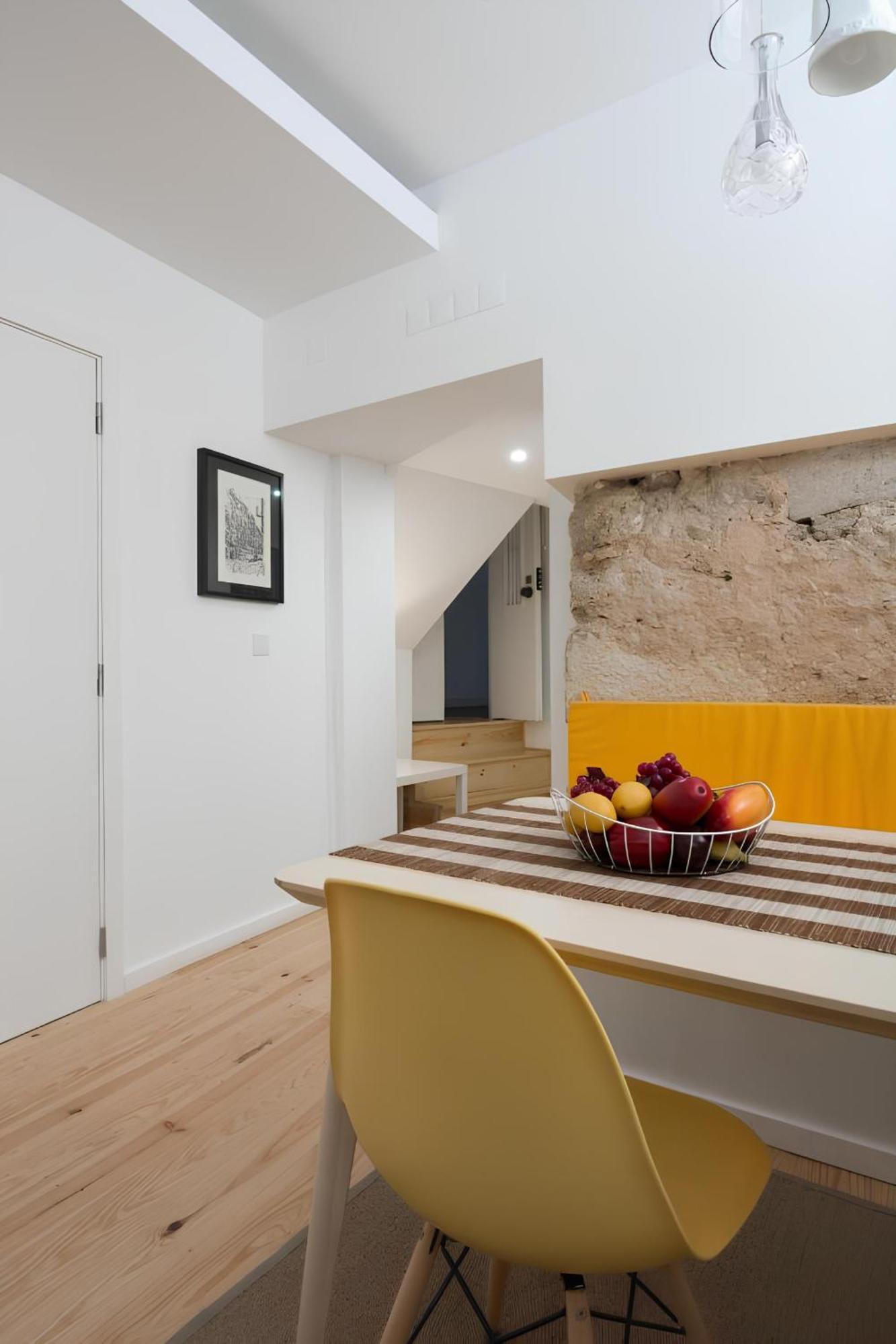 Casa Do Castelo 1- Work Or Relax In The Historic Heart Of Lisbon! Appartement