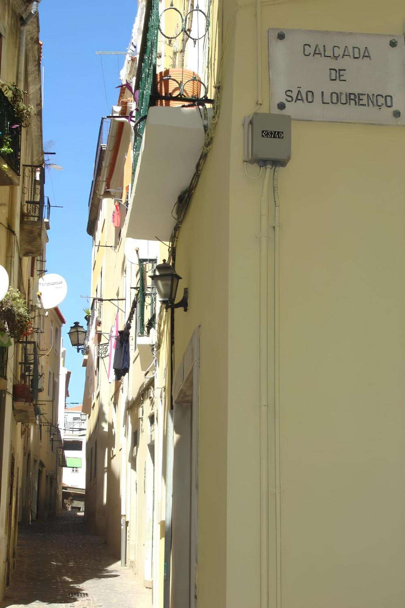 Appartement Casa Do Castelo 2- Work Or Relax In The Historic Heart Of Lisbon!