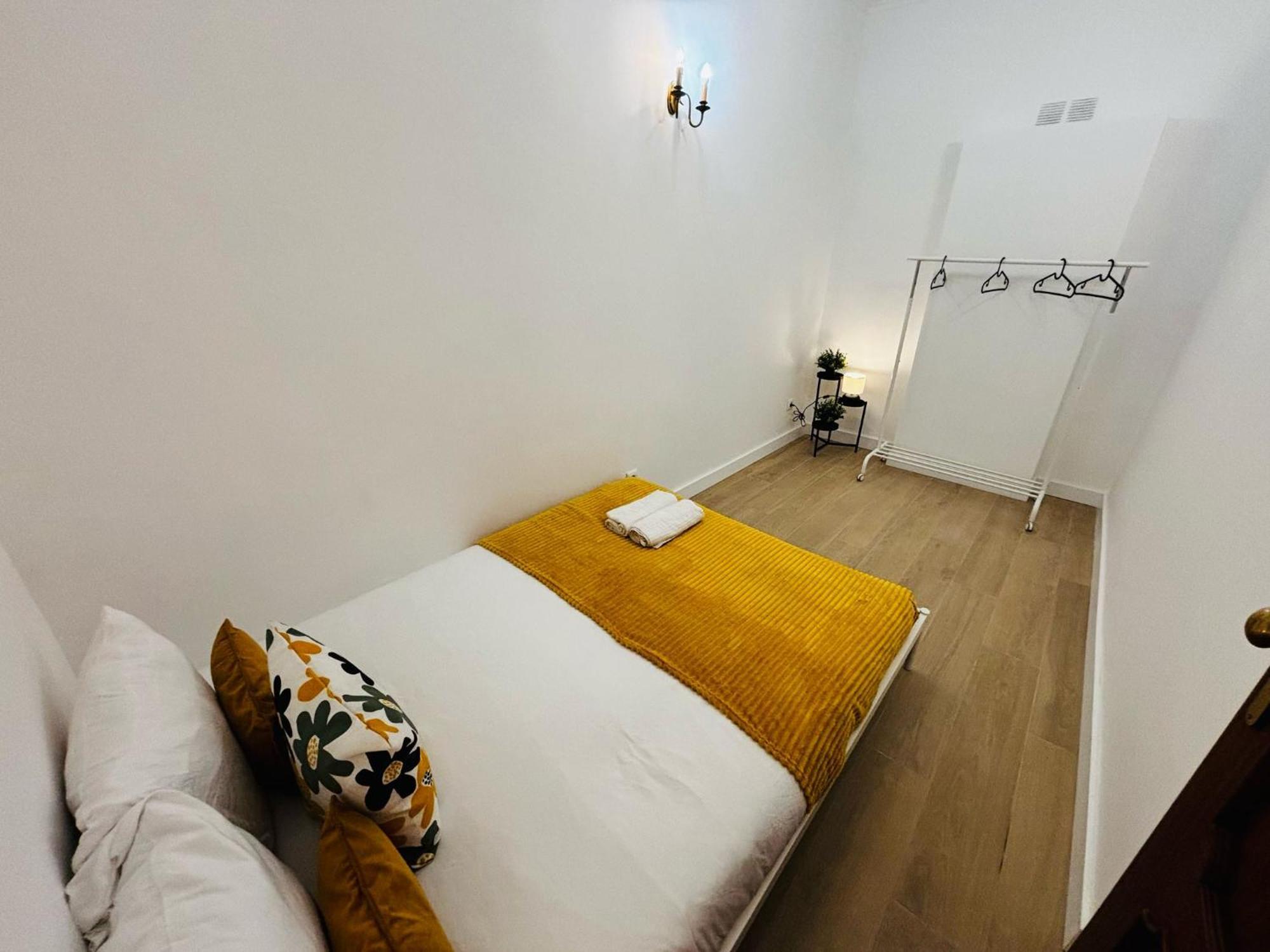 Hostel Location For Tourists, Centre Lisbon
