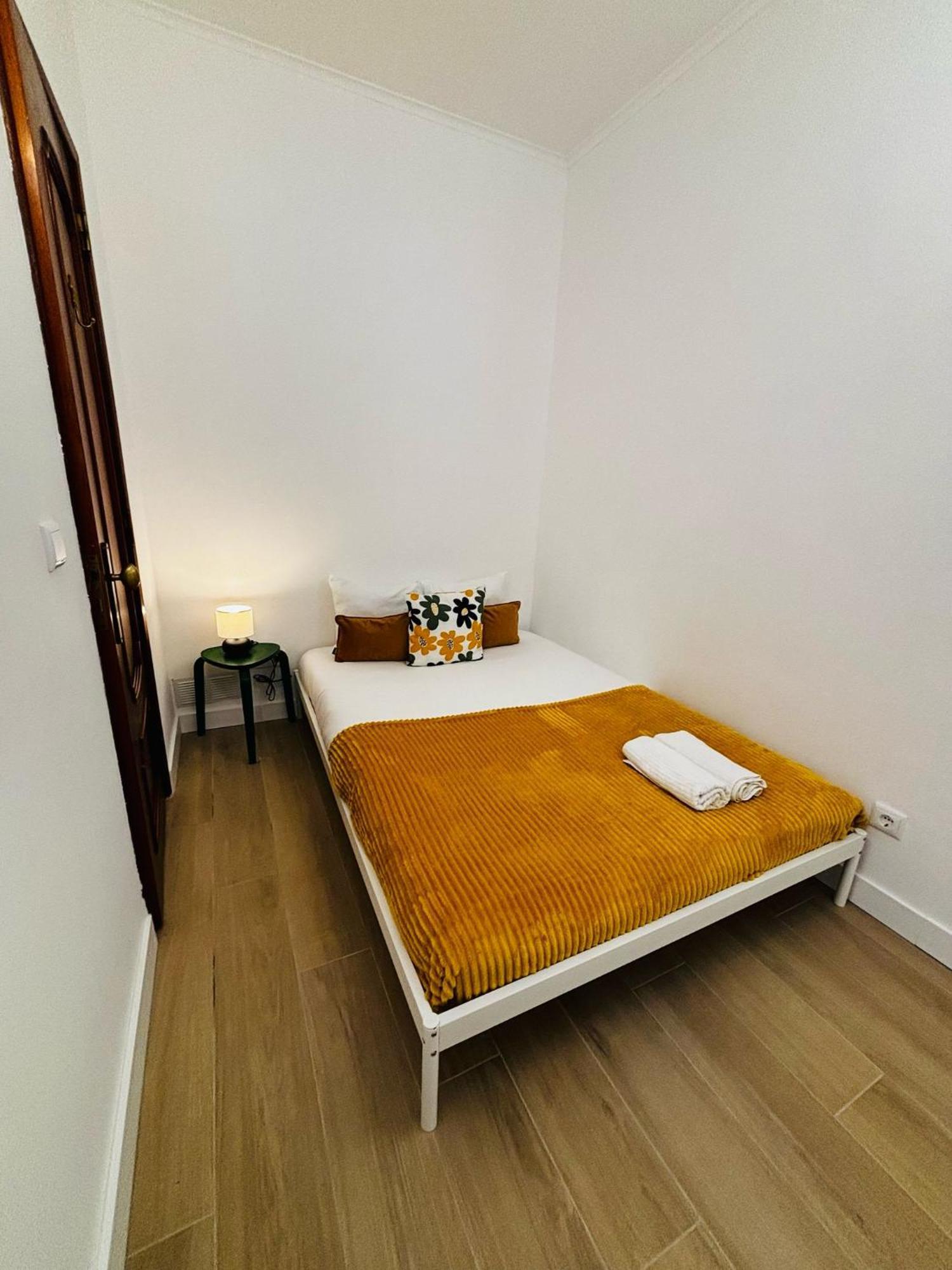 Hostel Location For Tourists, Centre Lisbon