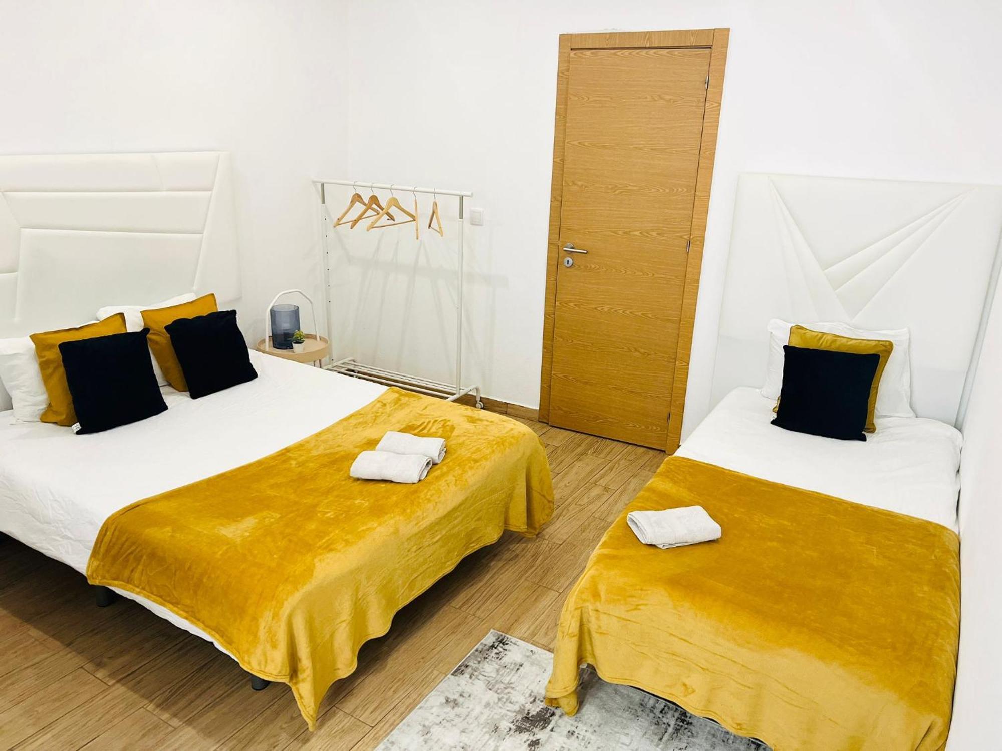 Rooms, Ideal Location For Tourists Hostel