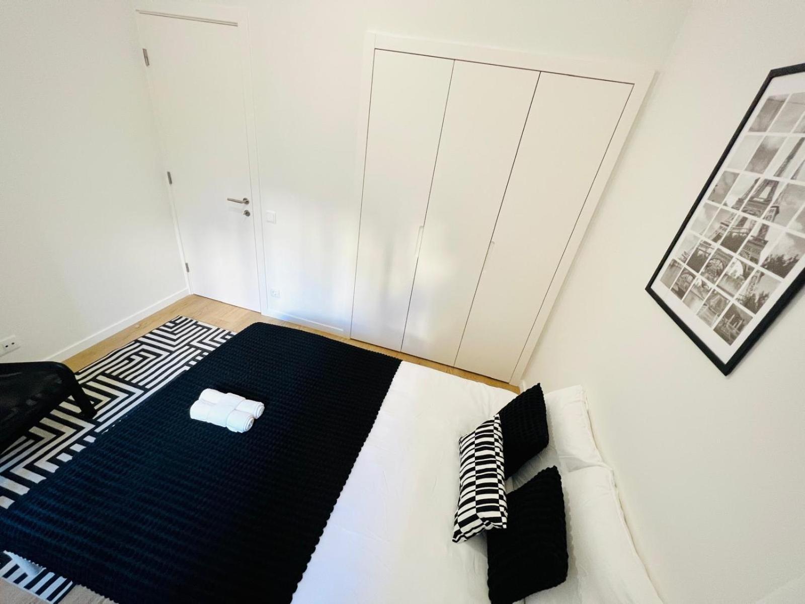Luxury Rooms, Location For Tourists Hostel