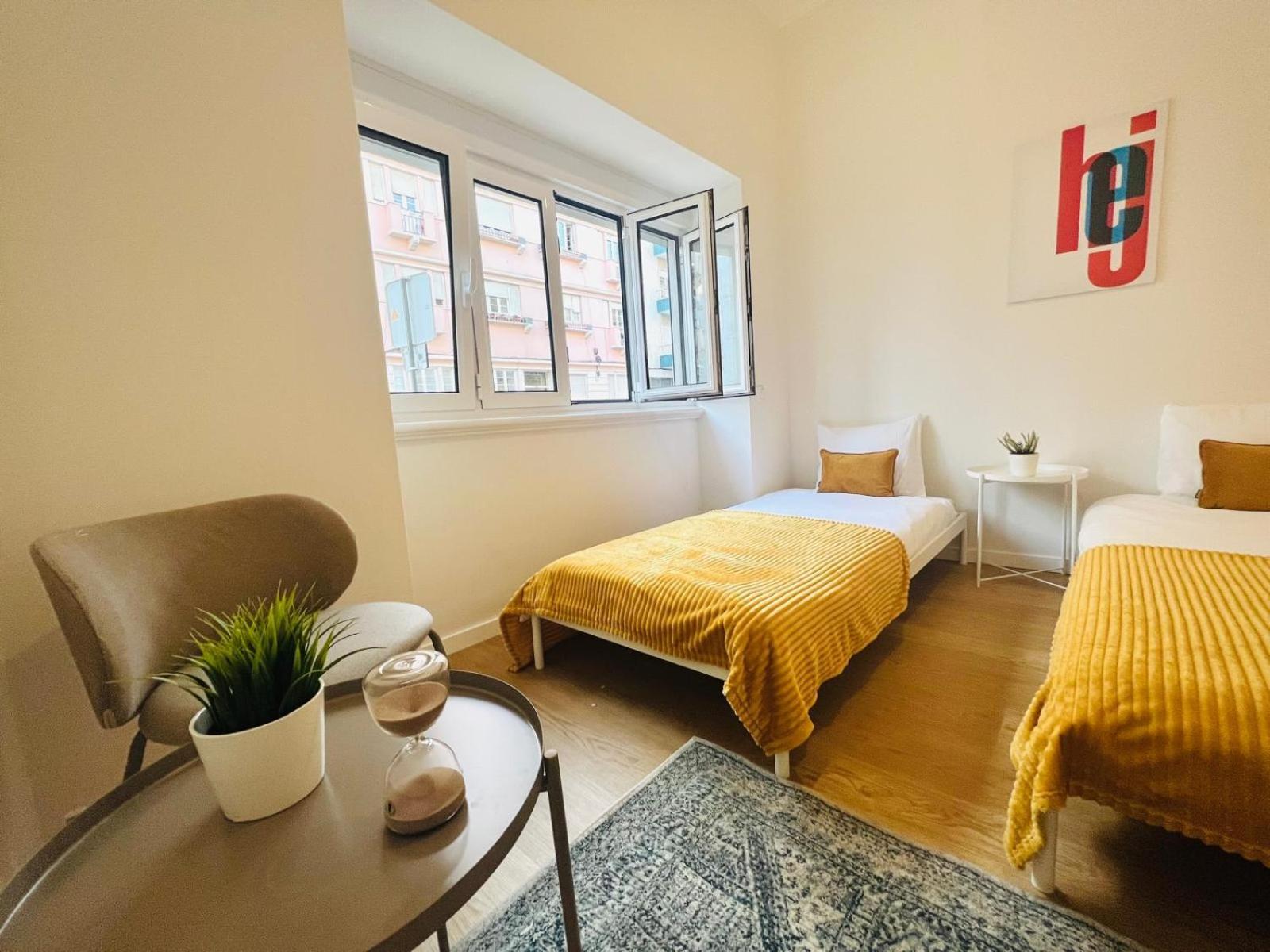 Luxury Rooms, Location For Tourists * Lissabon