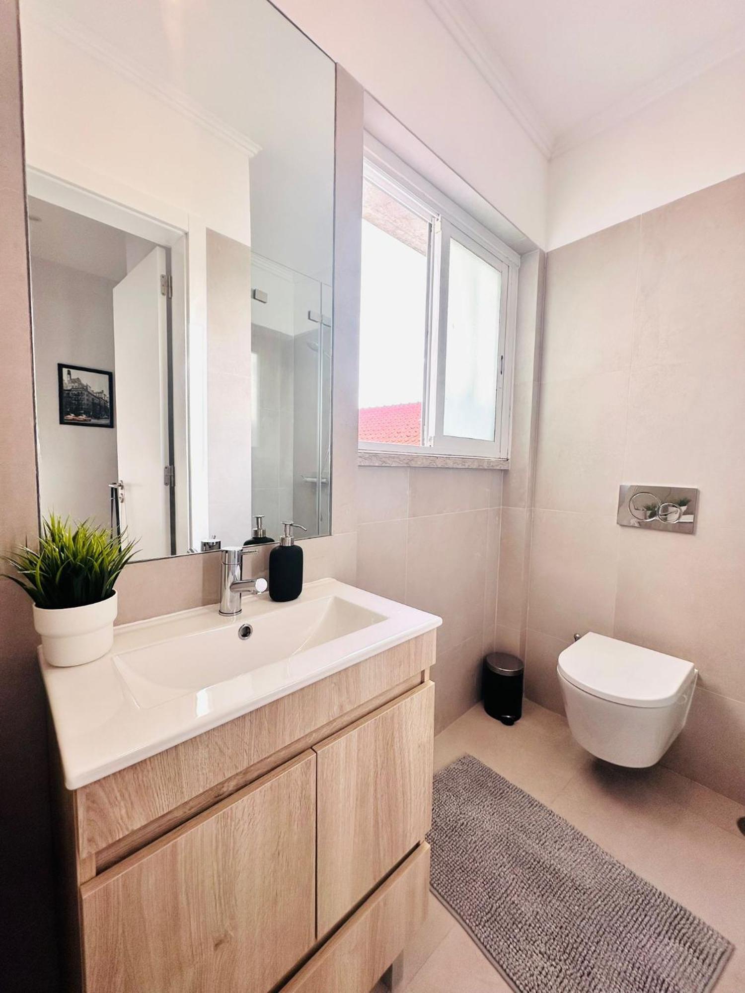 The Crespo House - No 5d - & Guest house