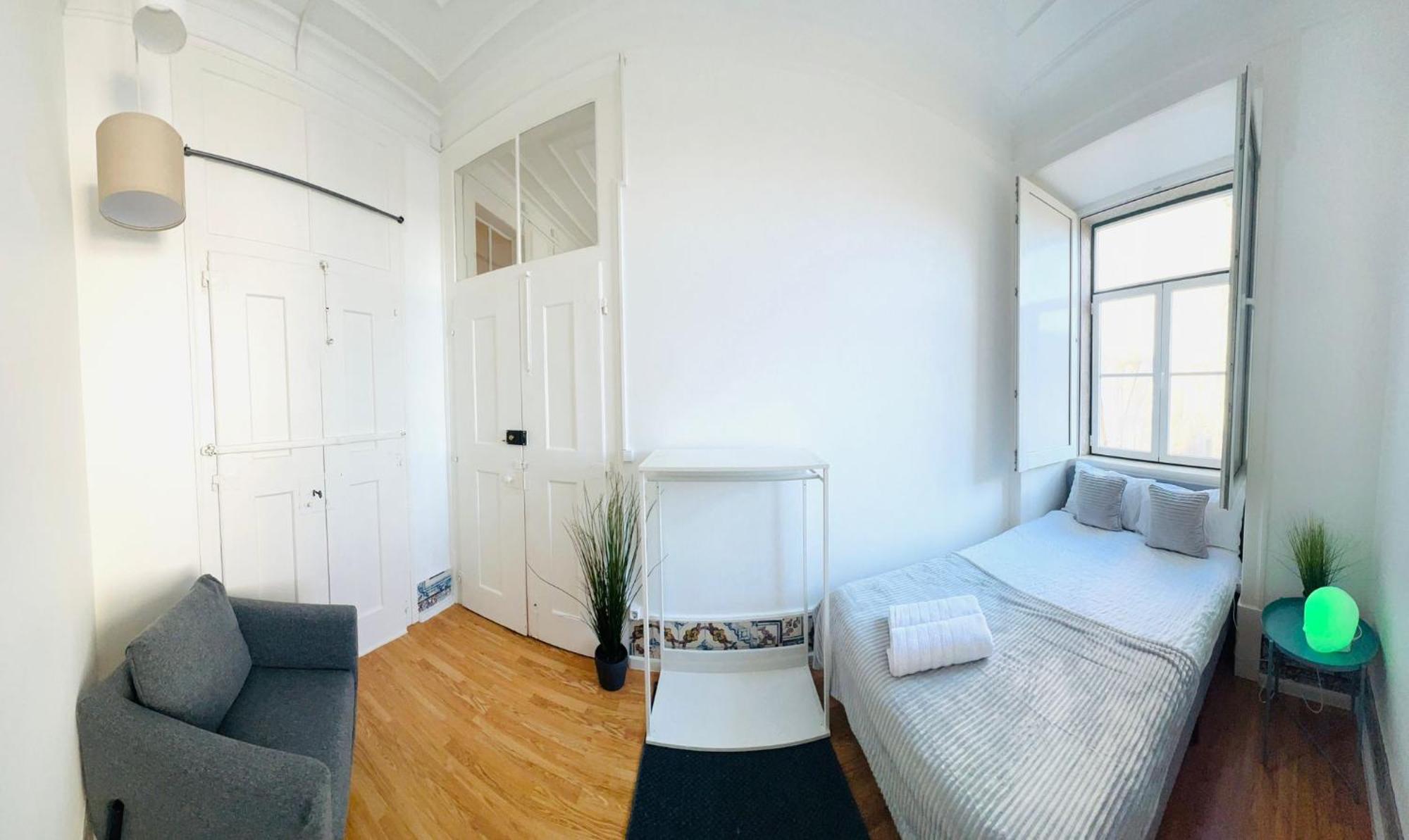 Luxury Rooms, Location In The Hostel